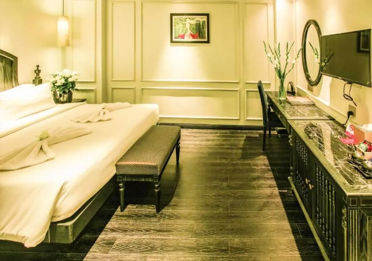 Photo of the whole room in Hanoi Emerald Waters Hotel Valley