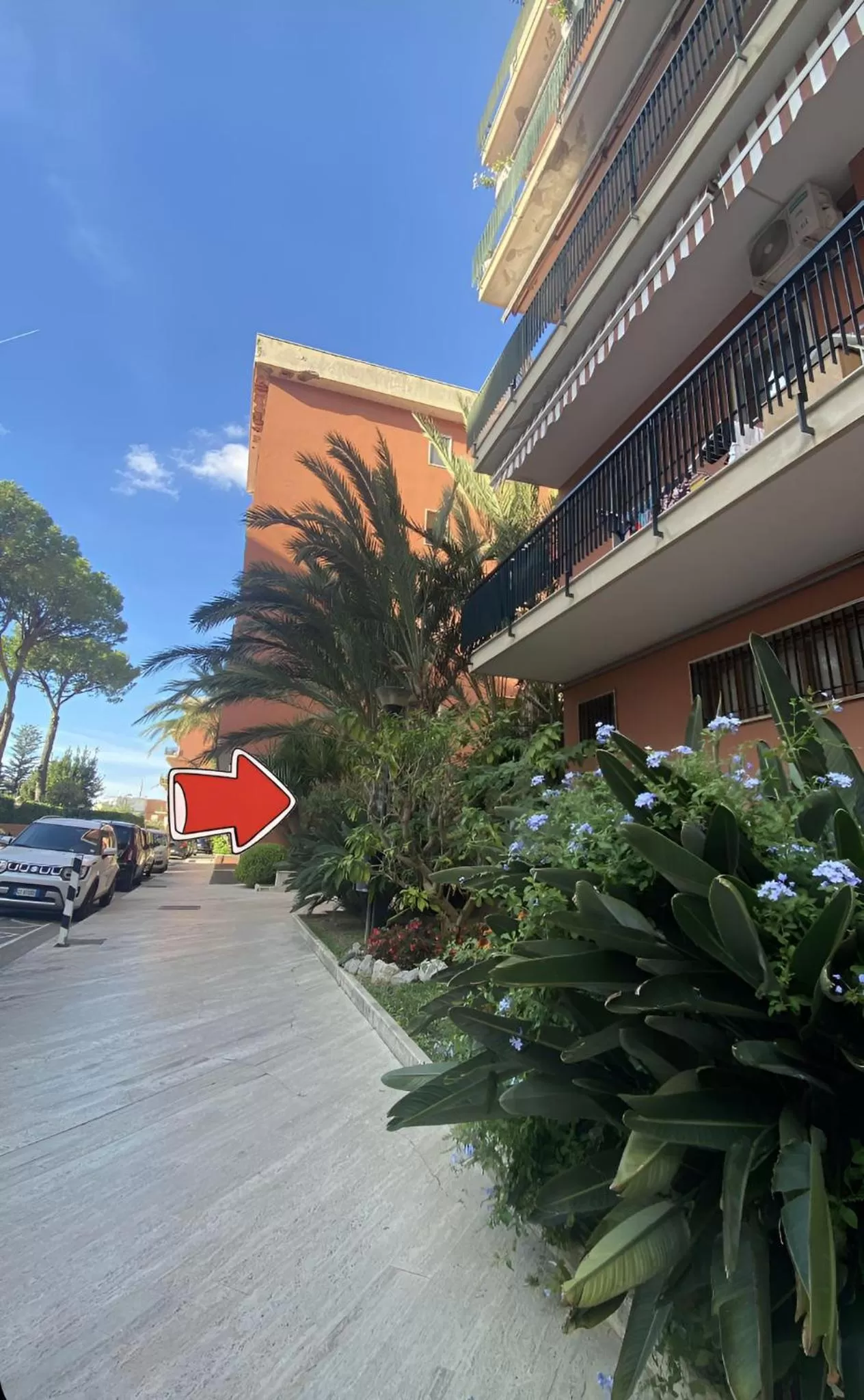 Property Building in Sorrento B&D Rooms