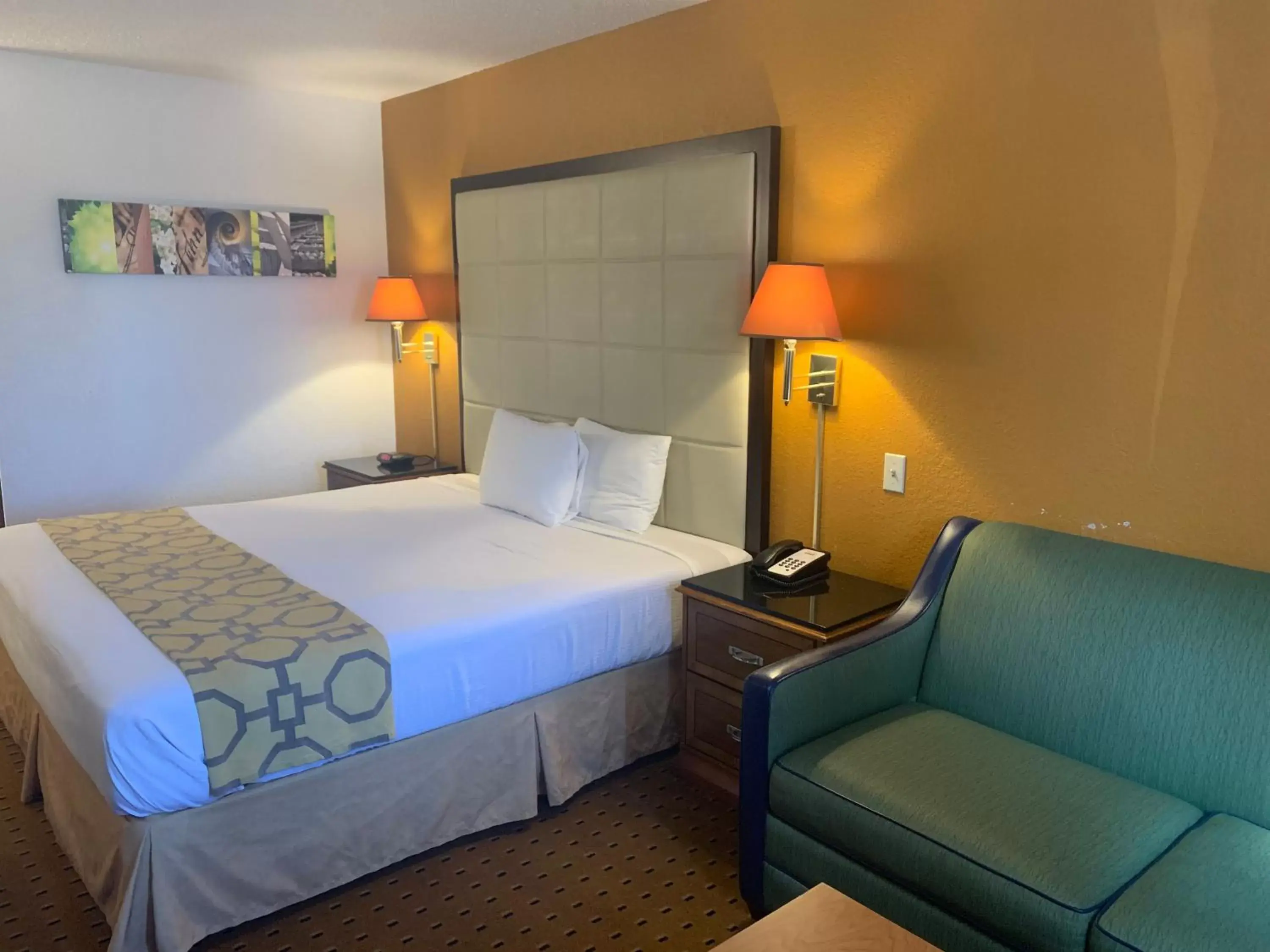 Brentwood Inn & Suites Brentwood Inn & Suites