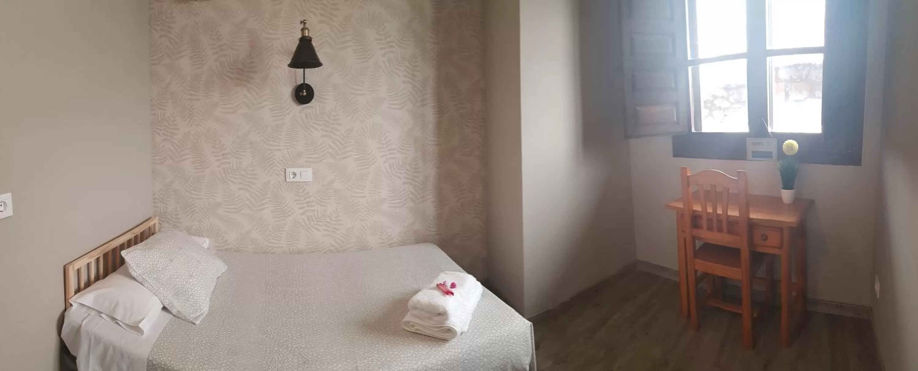 Bed in Hotel Judería Valle del Jerte