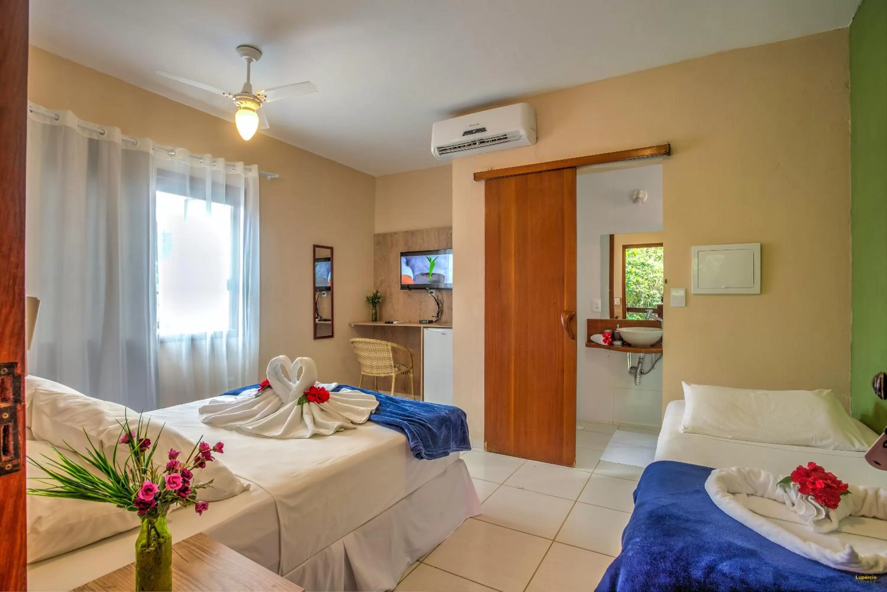 Photo of the whole room in i9 Embaú Flats & Suites