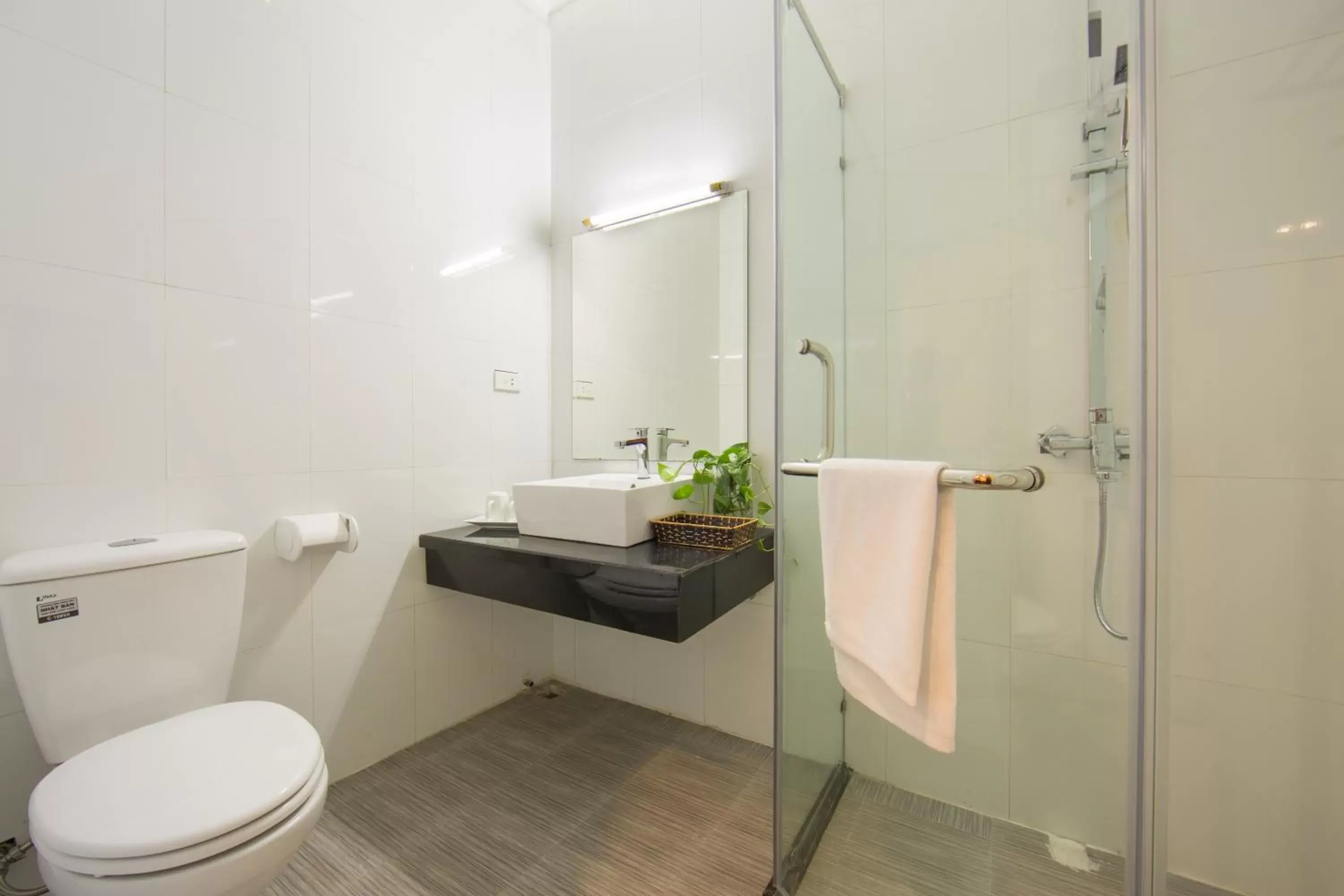 Triple Room with City View in Spoon Hotel Triple Room with City View in Spoon Hotel