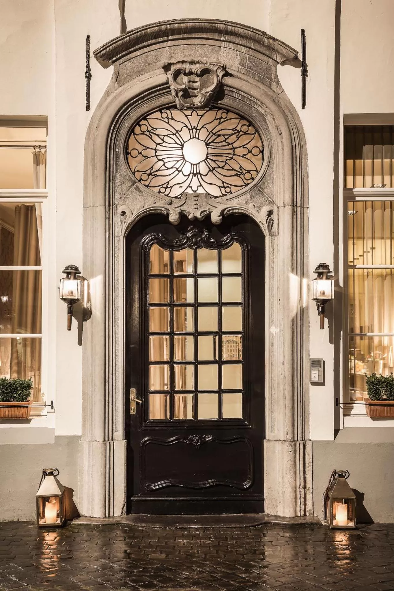 Property building in Hotel Navarra Brugge