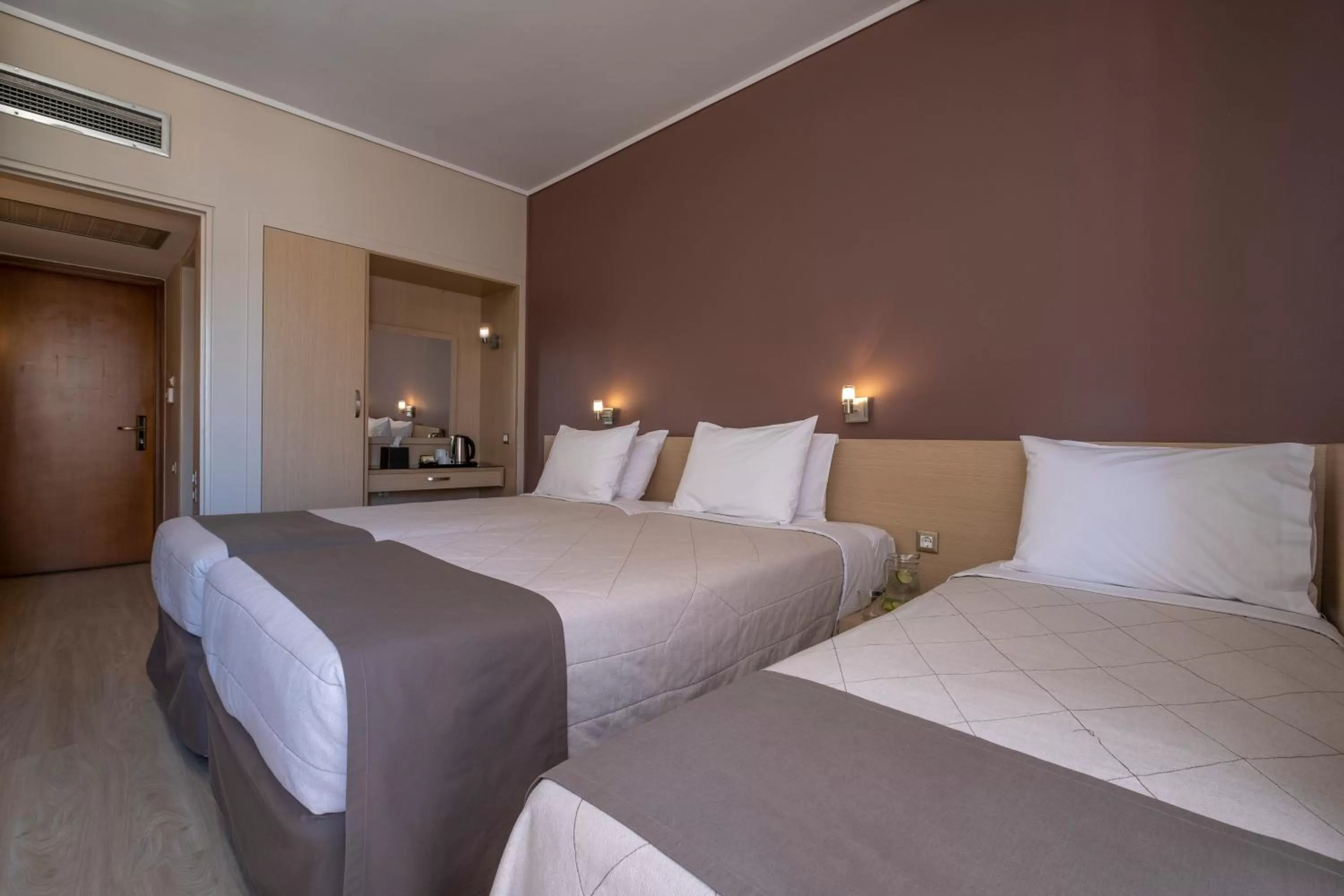 Bedroom, Bed in Acropolis View Hotel