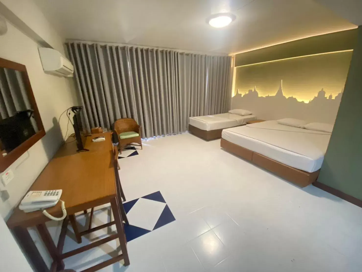 Family Room in Sun Hotel Family Room in Sun Hotel