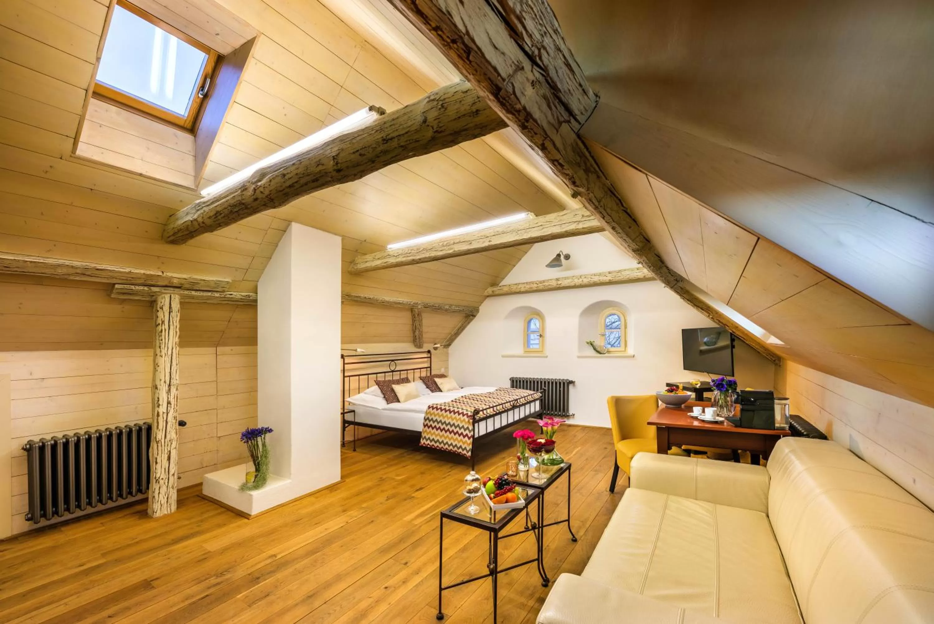 Bedroom, Bed in Bellevue Hotel Benešov