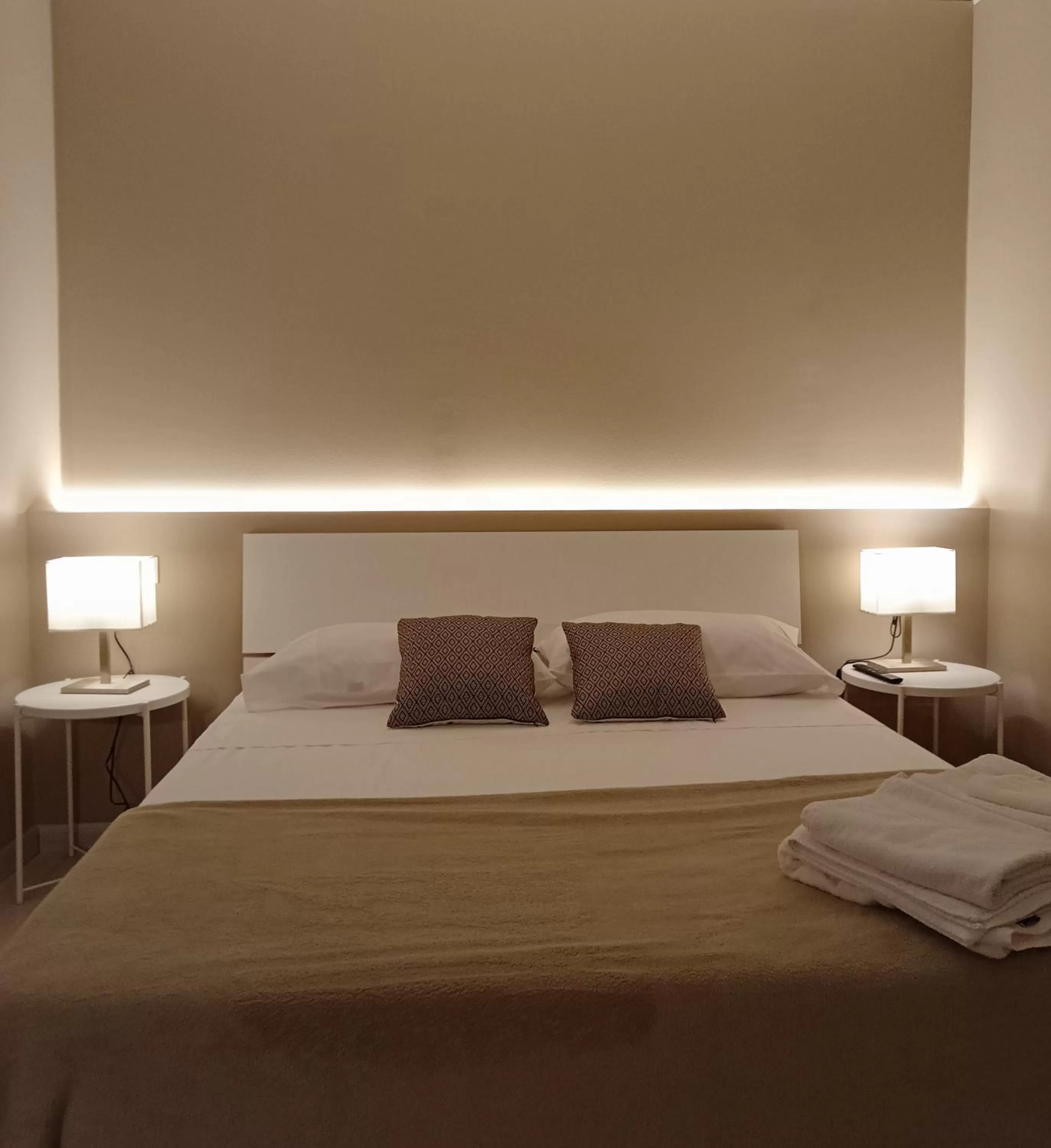 Bedroom, Bed in Narciso boutique apartment