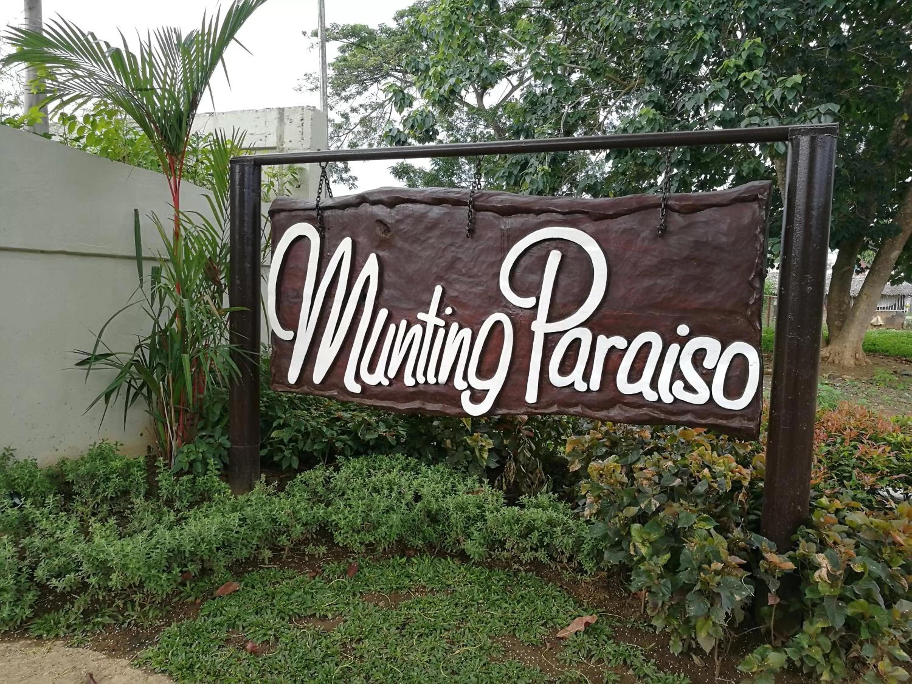 Property logo or sign in Munting Paraiso