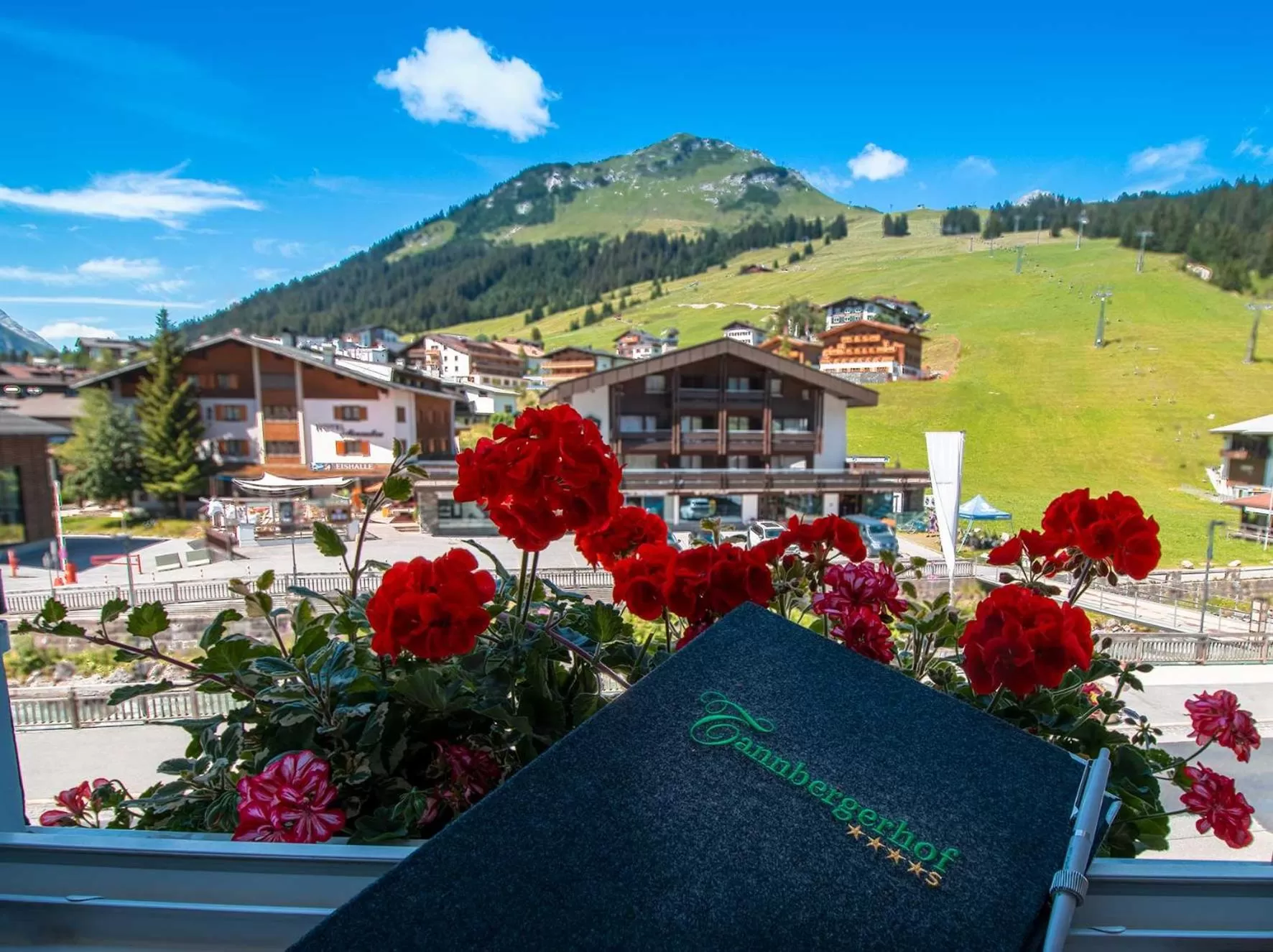 Summer in Hotel Tannbergerhof im Zentrum von Lech