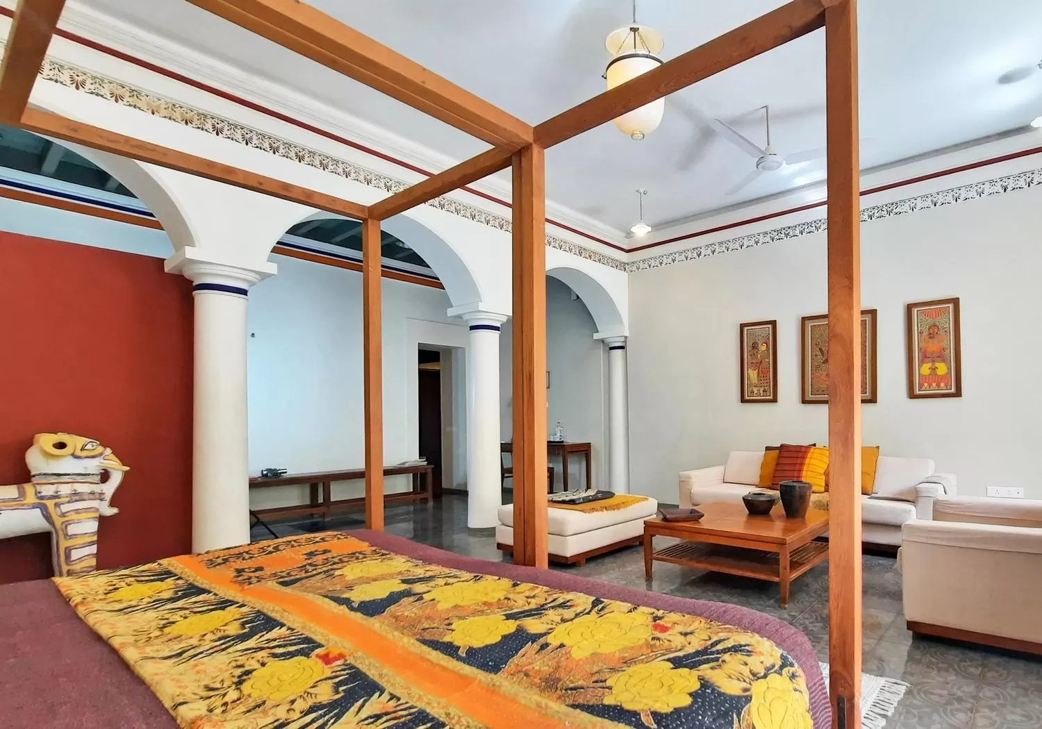 Photo of the whole room in Saratha Vilas Chettinad