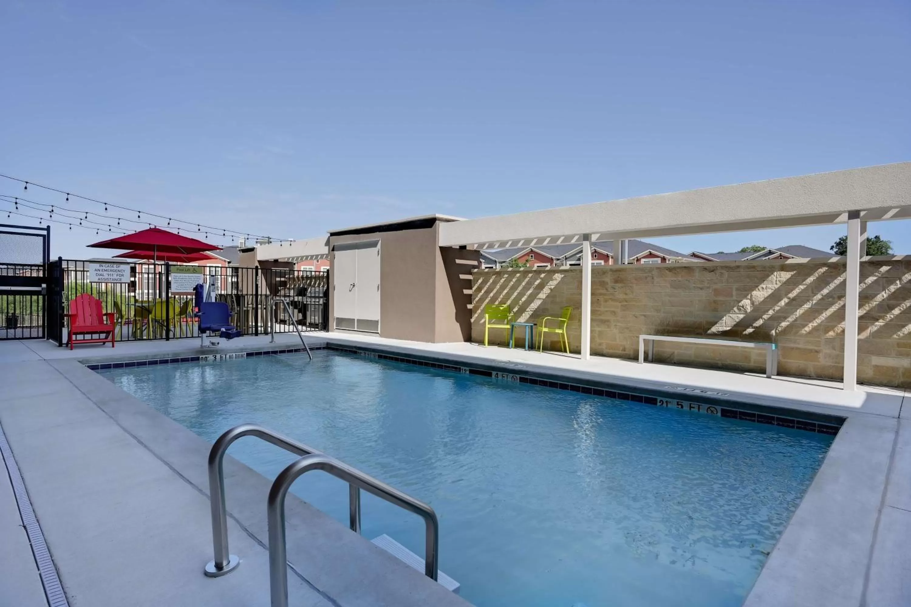 Pool view in Home2 Suites By Hilton Temple