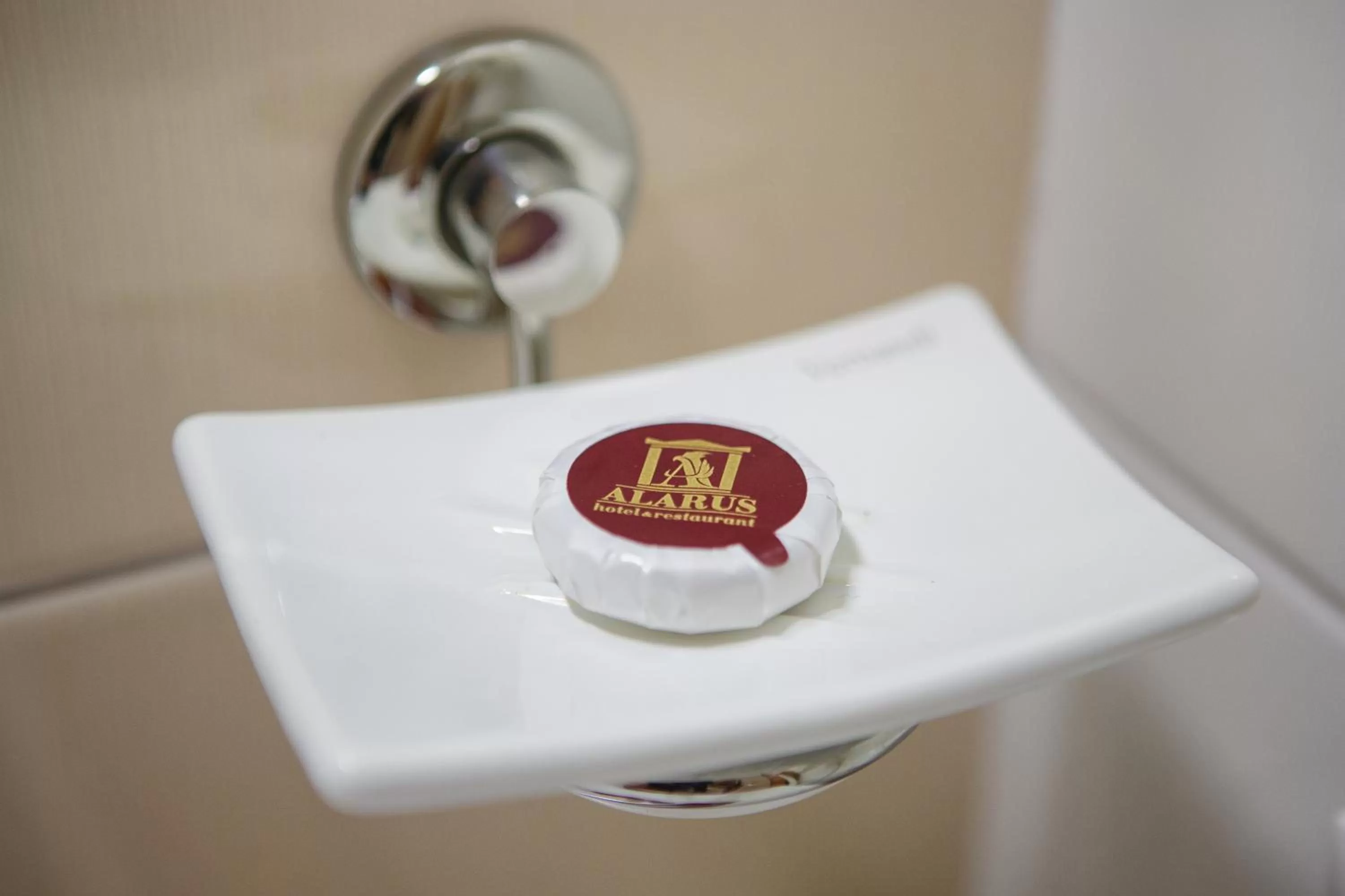 Bathroom in Alarus Luxe Hotel