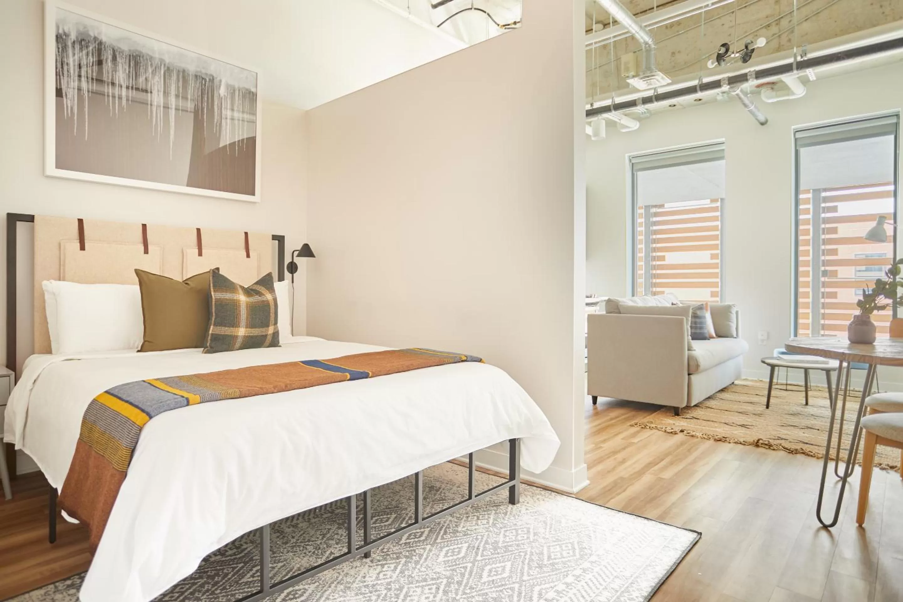 Room Photo in Sonder at REVEL