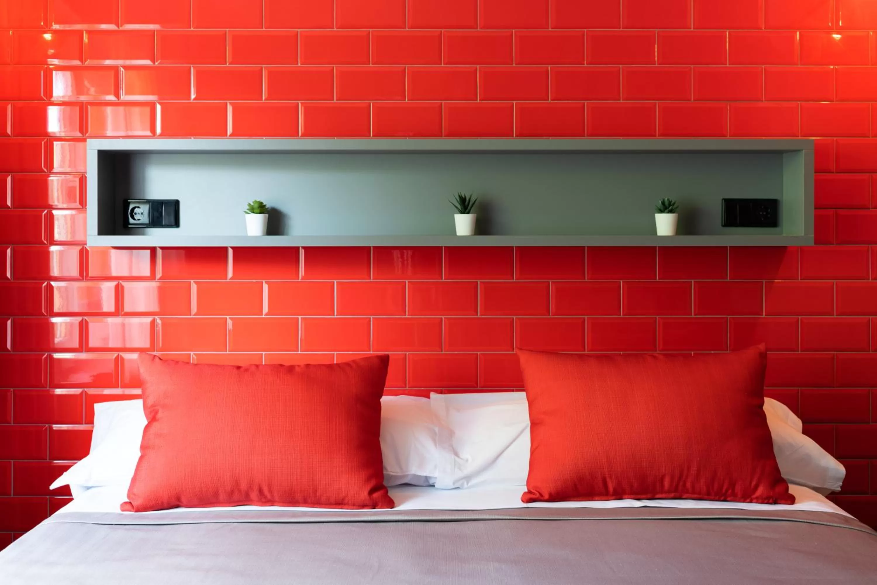 Bed in Nest Style Valencia