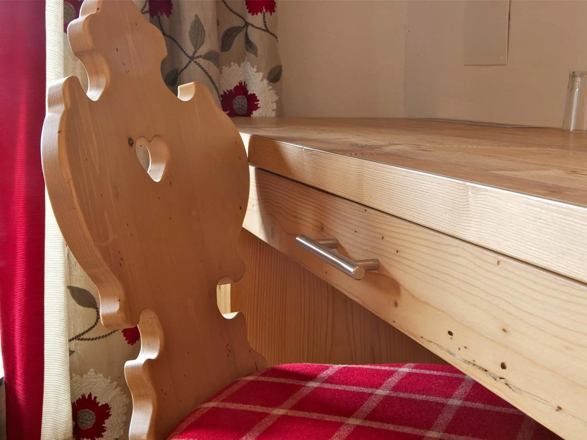 Seating area in Hotel Alexander