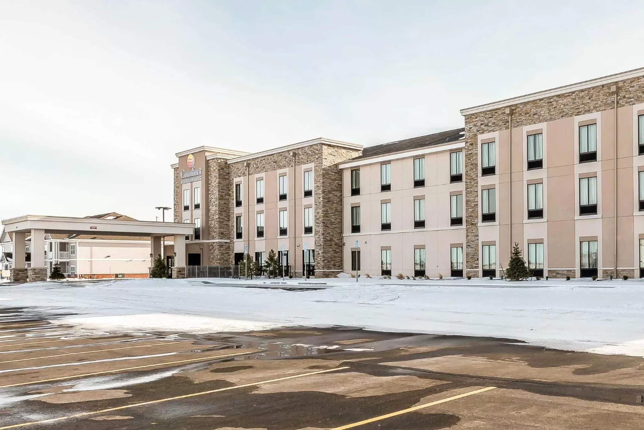 Property building in Comfort Inn & Suites Sidney I-80