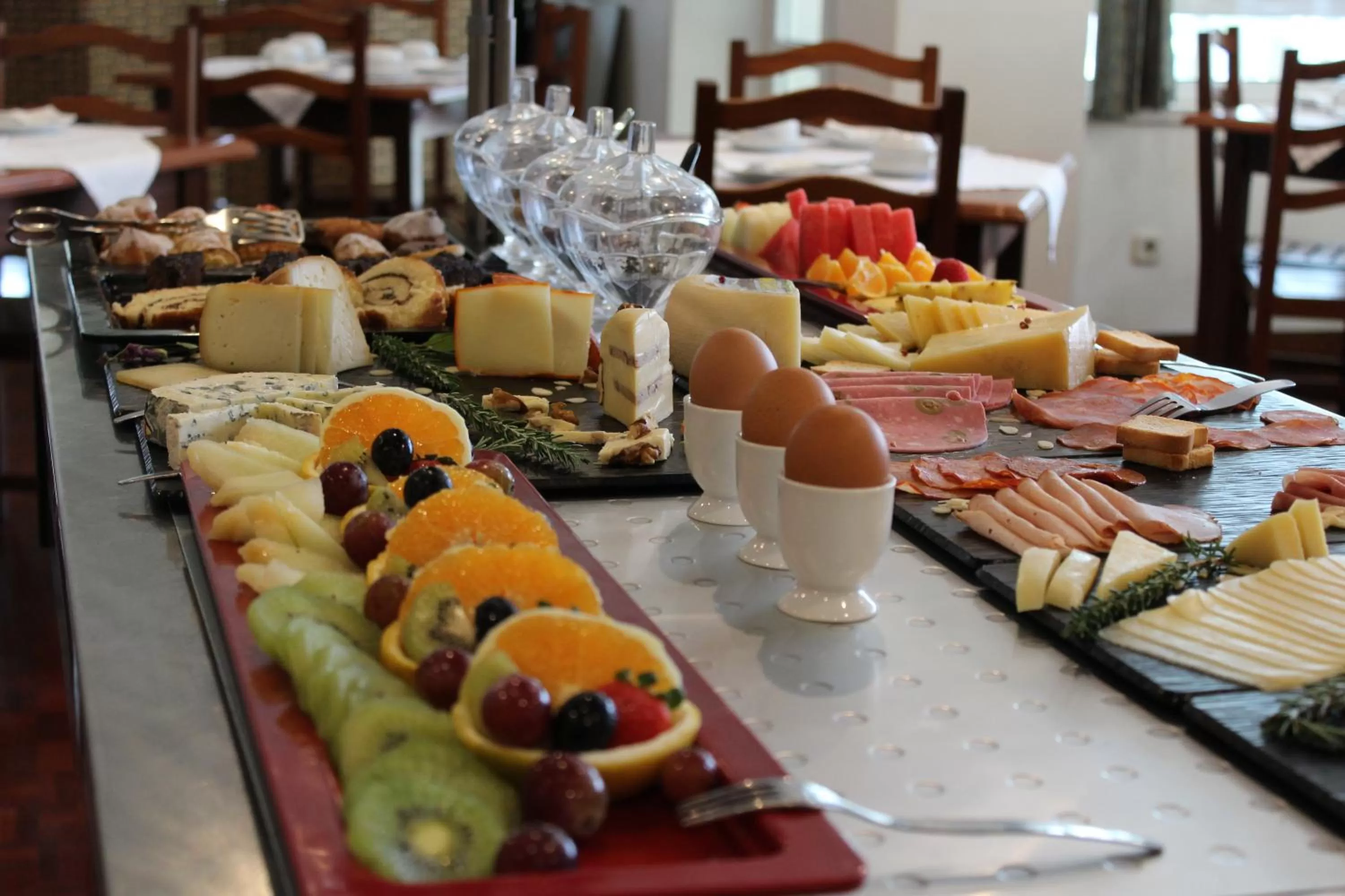 Continental breakfast in Hotel Santo Antonio Da Baia