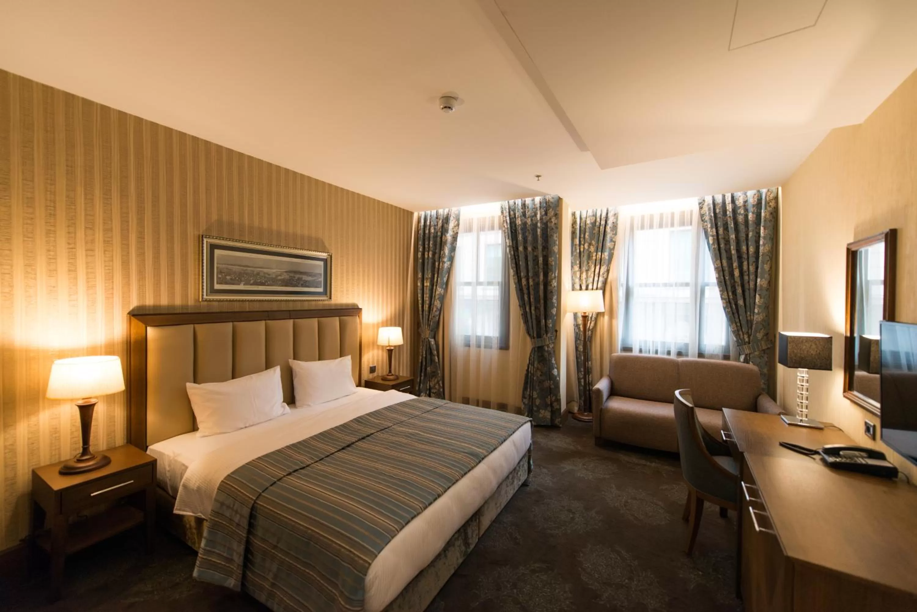 Bed in Adelmar Hotel Istanbul Sisli