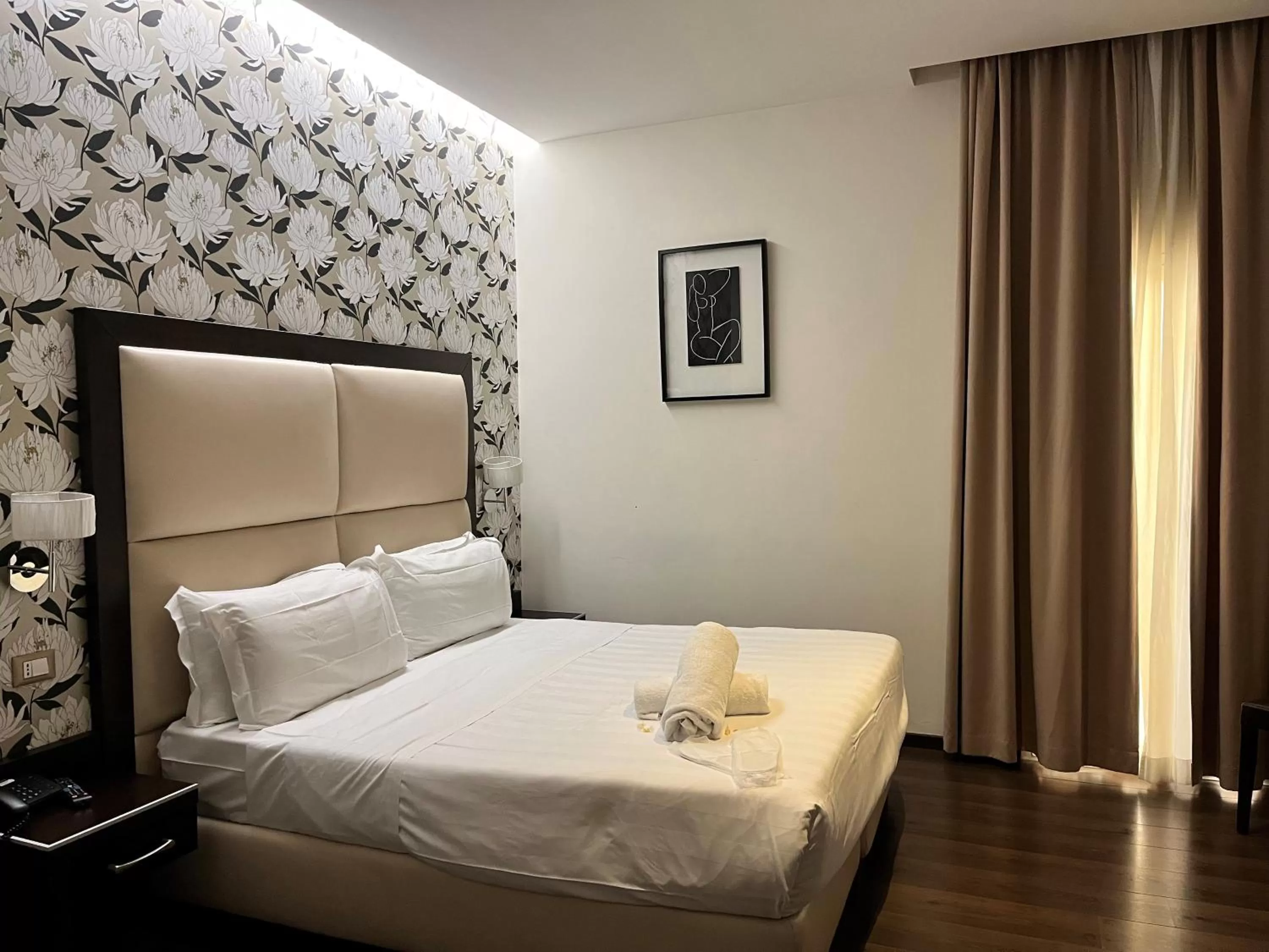 Bed in Catone District Hotel