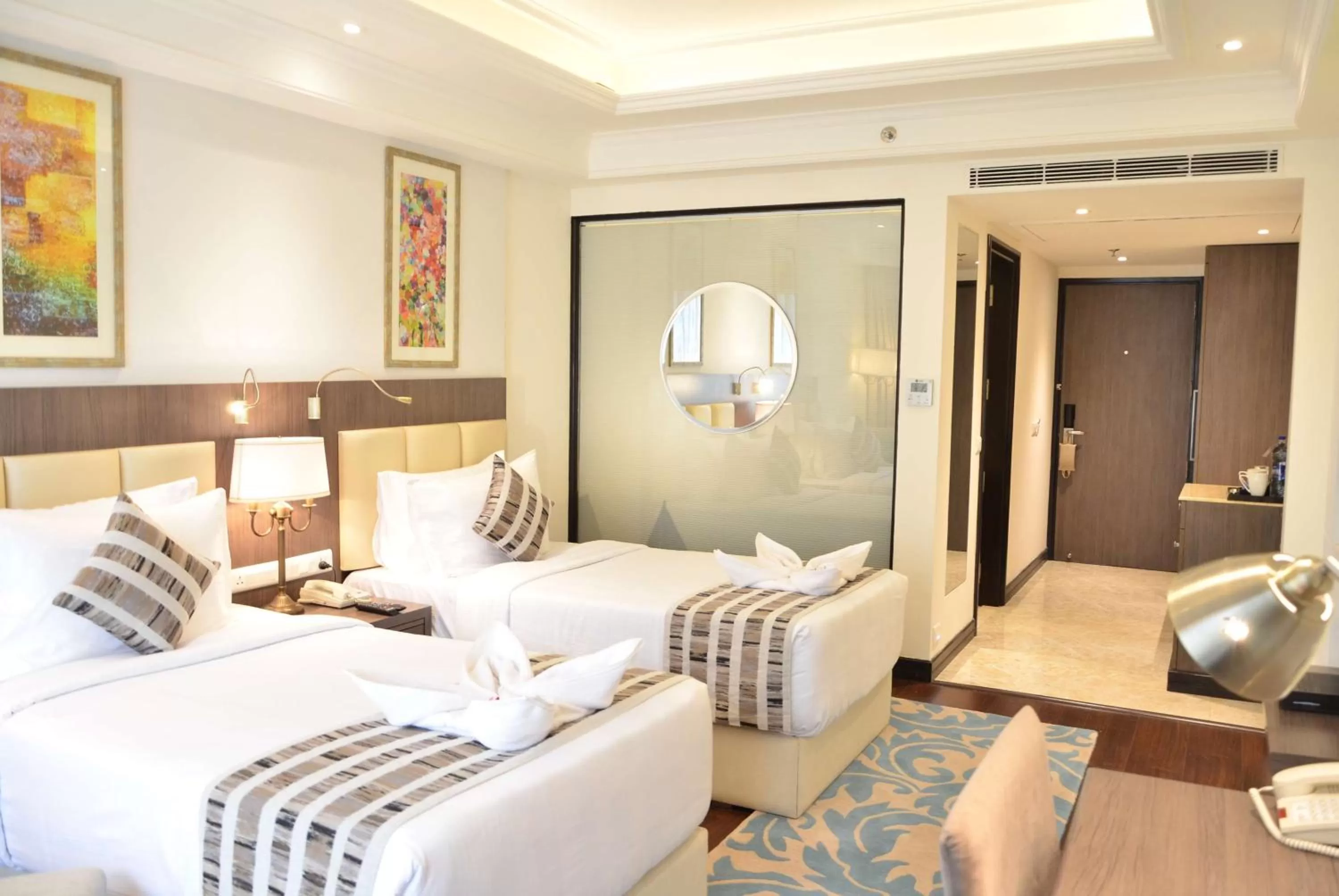 Photo of the whole room, Bed in Ramada by Wyndham Kasauli