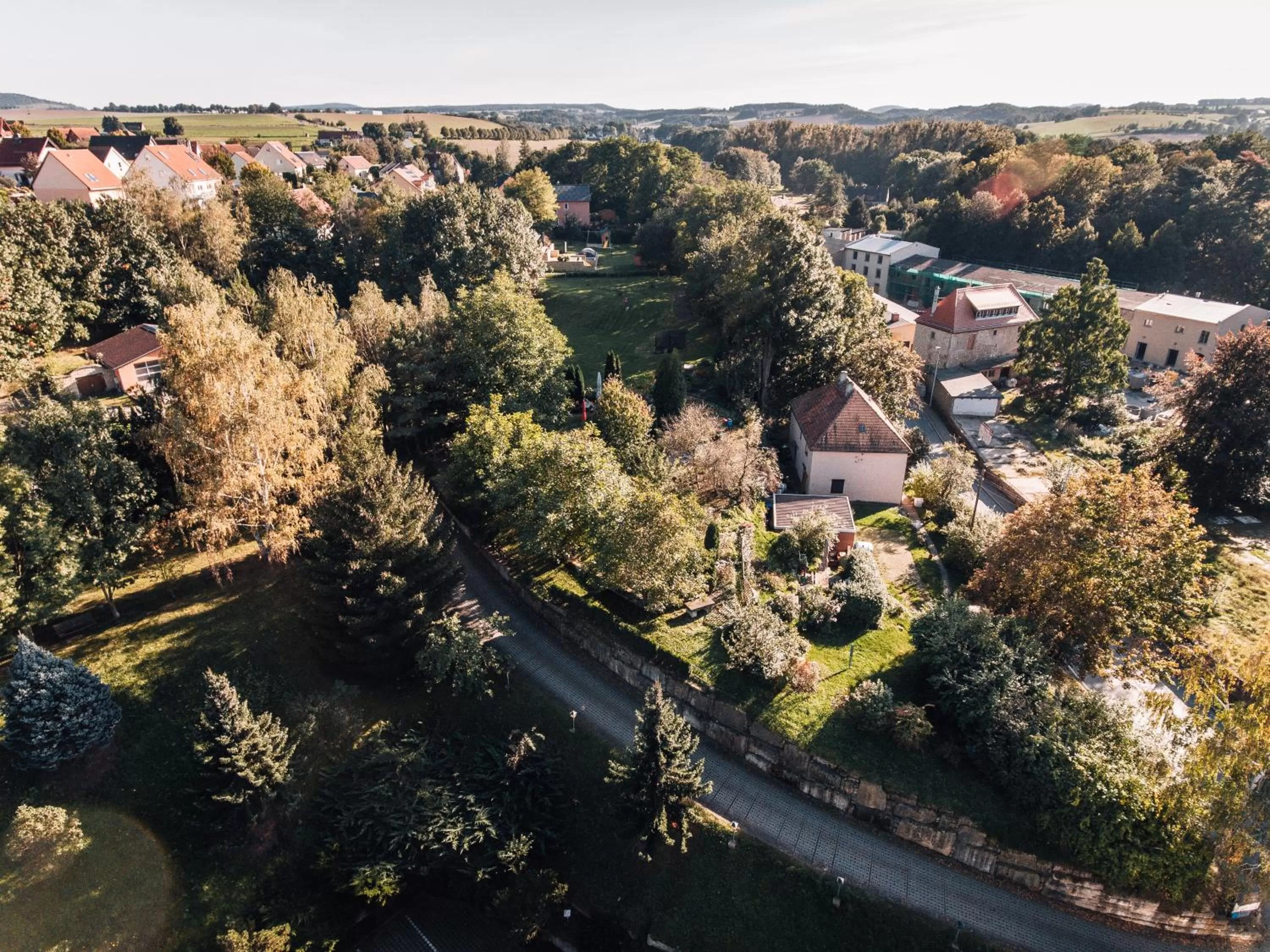 Neighbourhood, Bird's-eye View in Hotel Zur Post