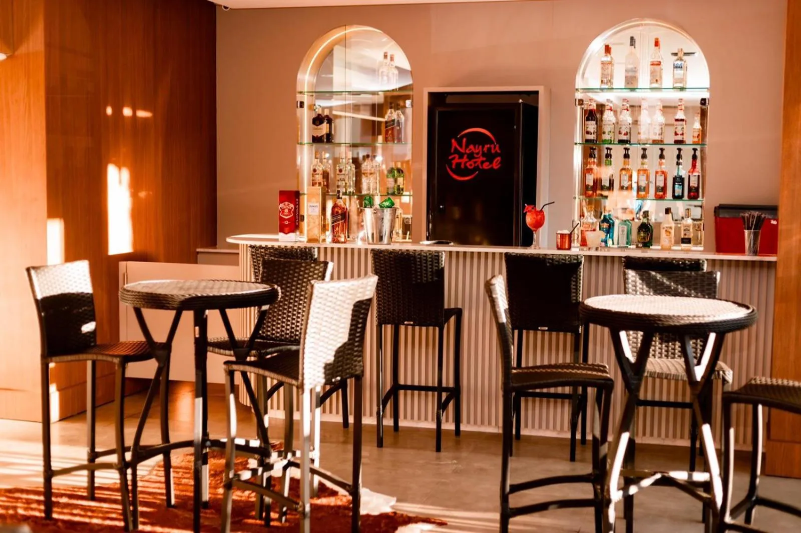Nayru Hotel