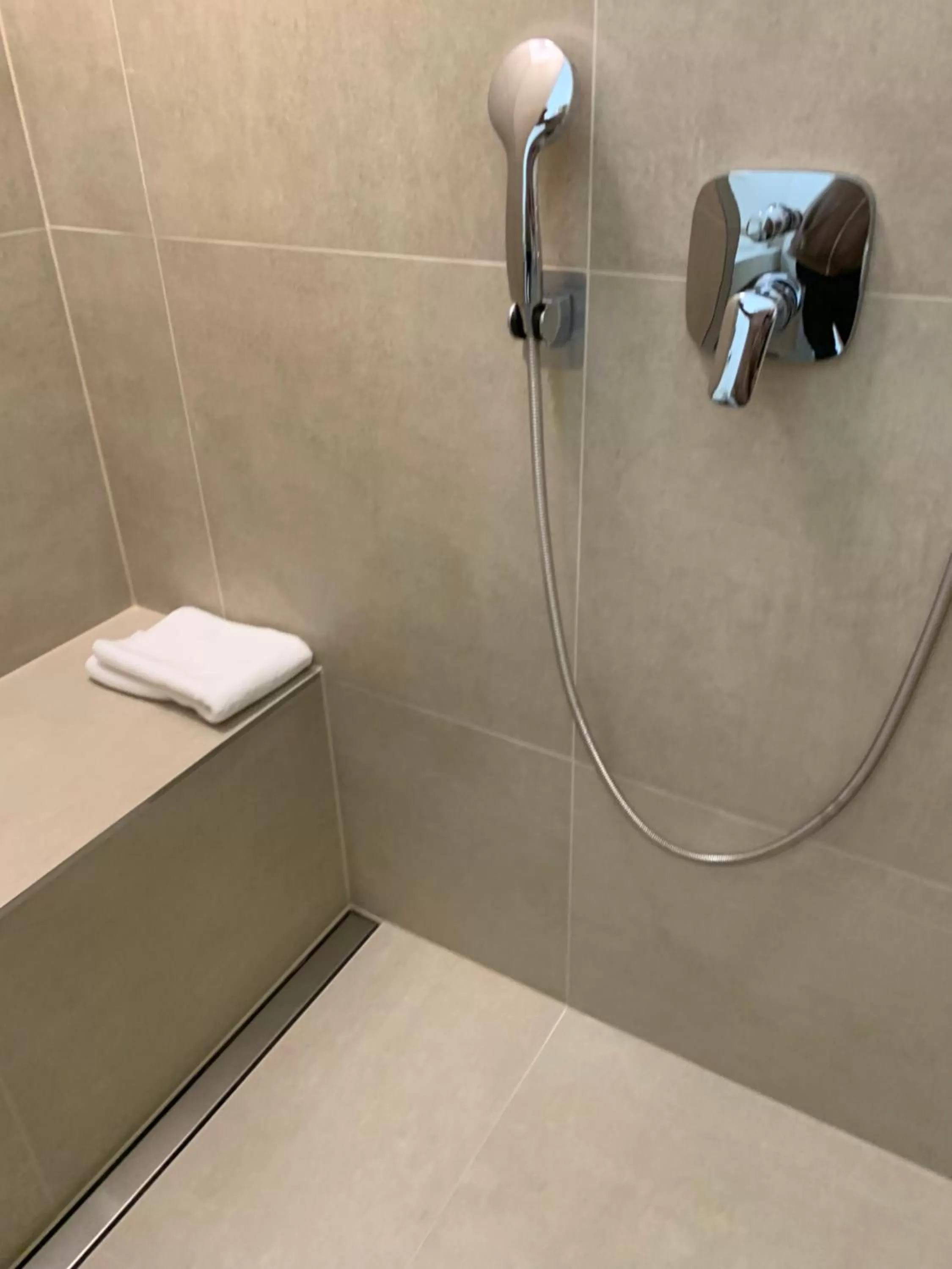 Shower, Bathroom in Park-Lodge Am Rohrbusch