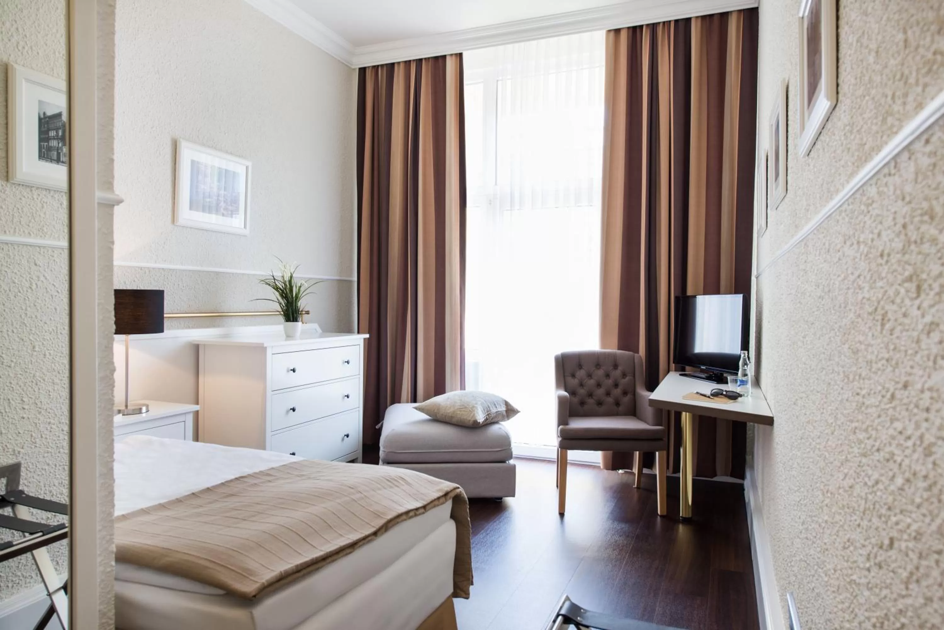 Bed in Hotel Stralsund