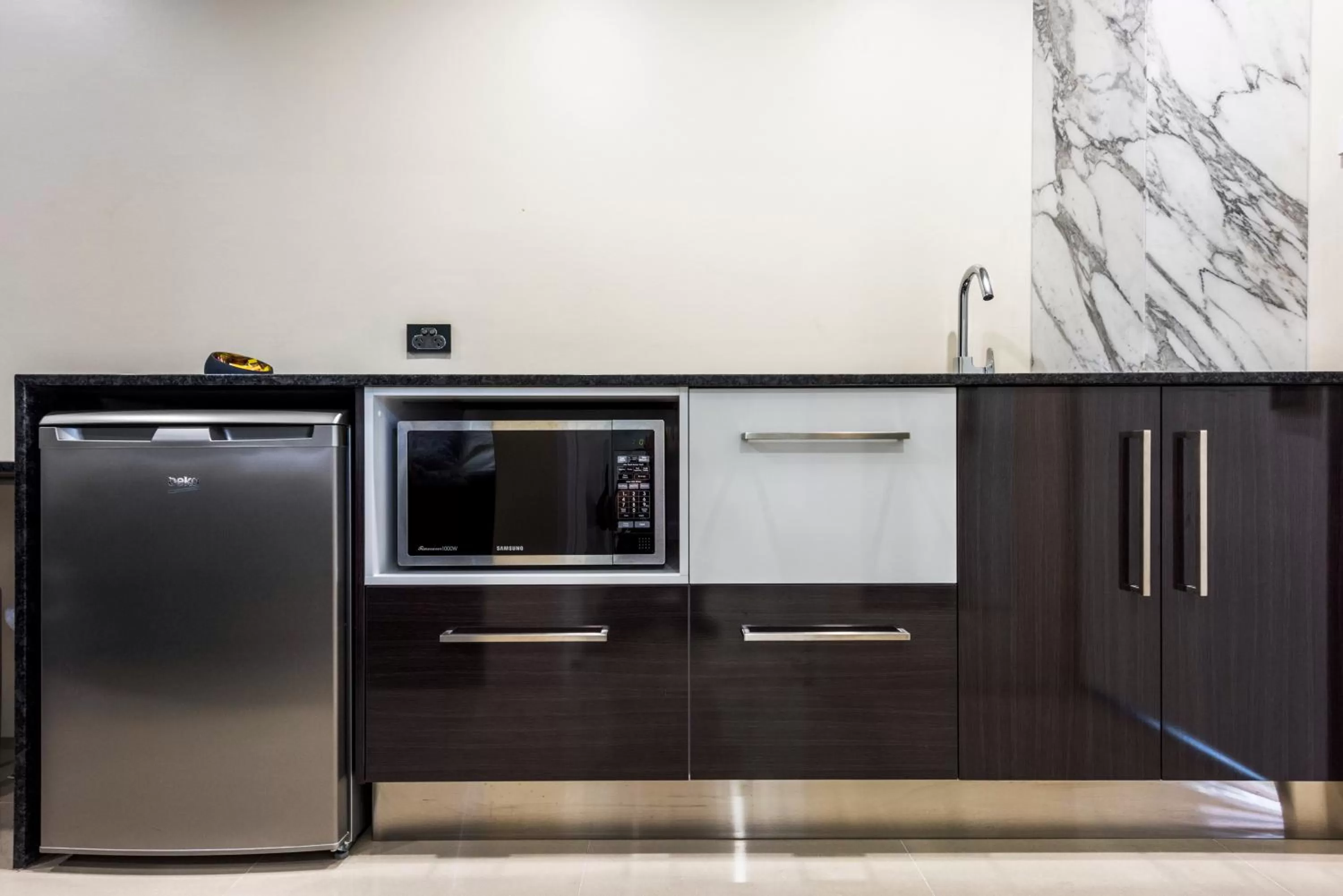 Kitchen or kitchenette in Abbey Motor Inn