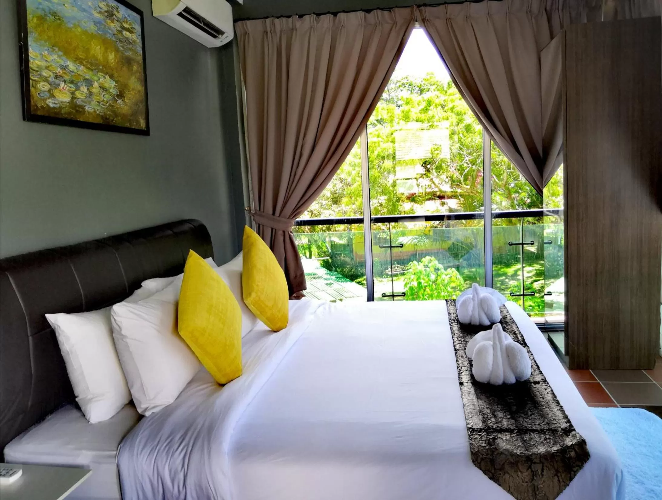 Bed in Alia Residence Business Resort