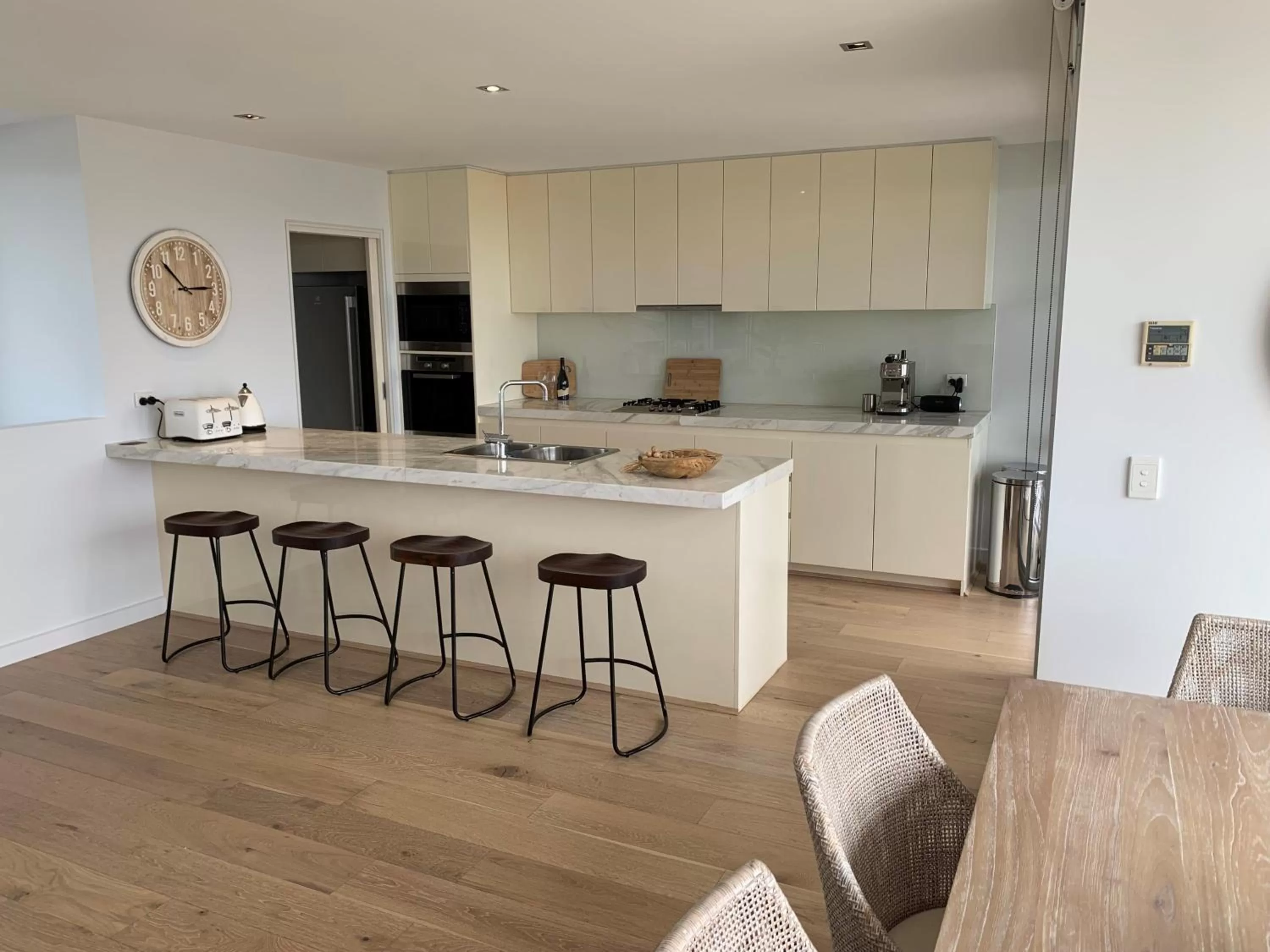 Kitchen or kitchenette in Wyndham Resort Torquay