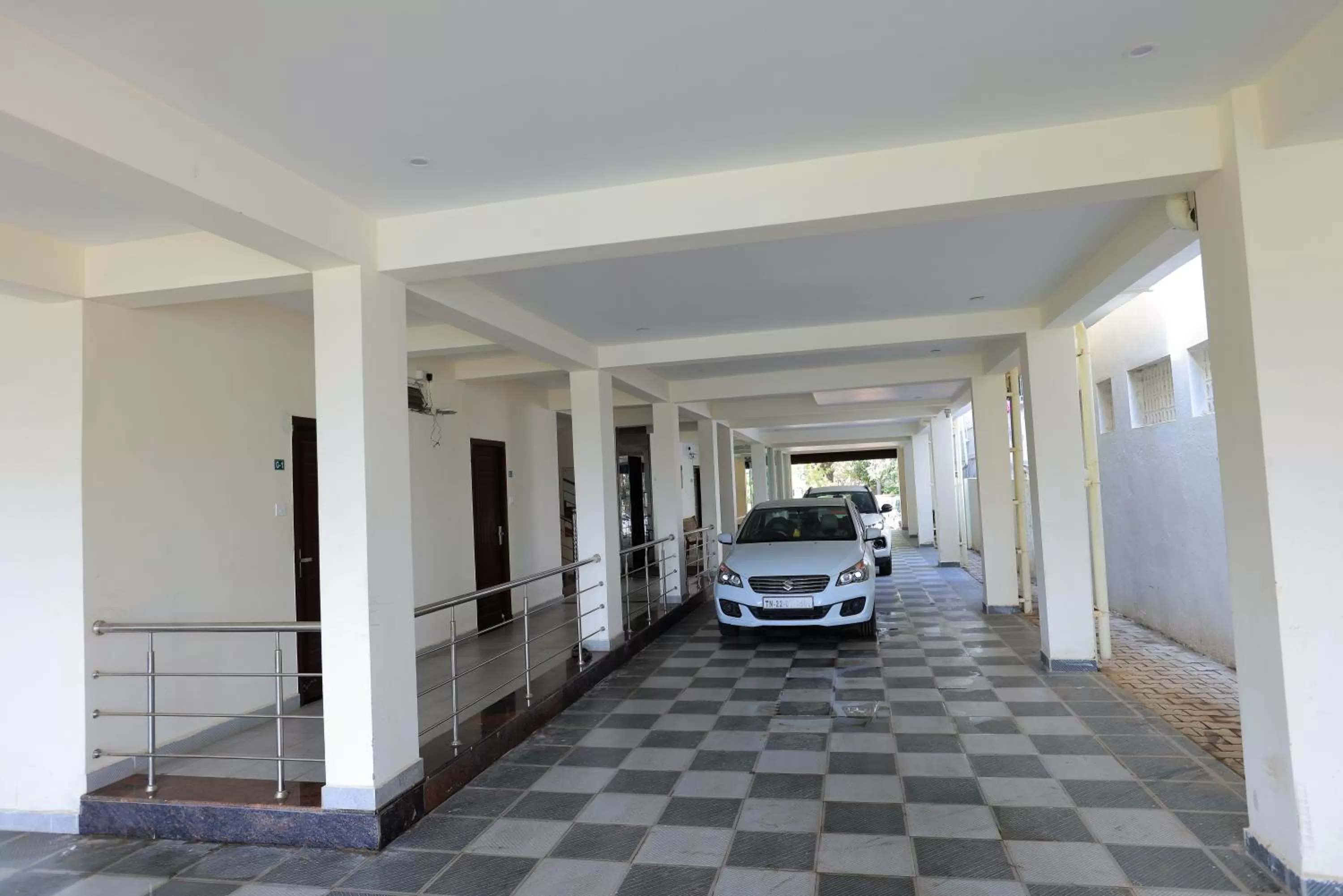 Parking in Thiru Pavilion Retreat