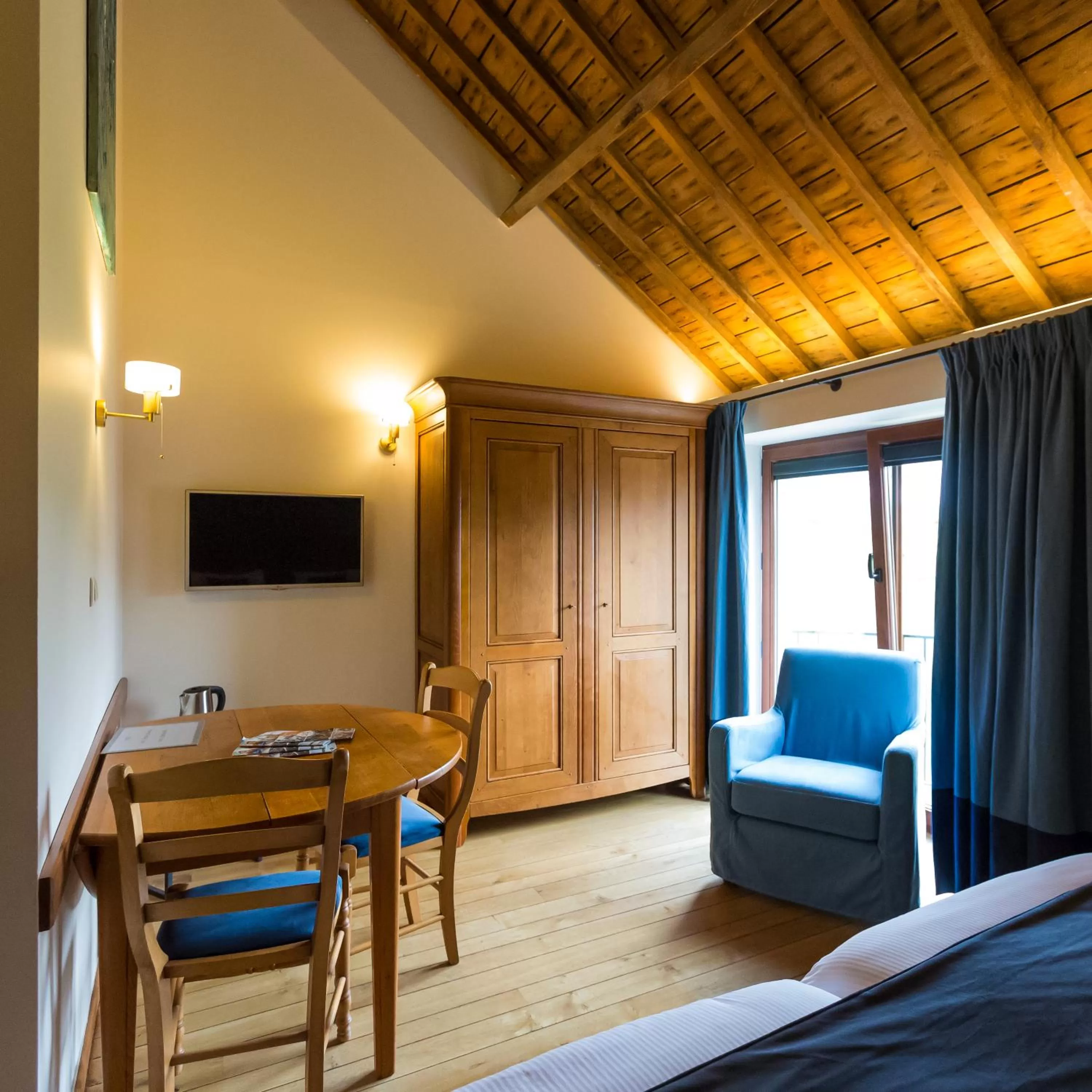 Bedroom, Seating Area in B&B Ferme Château de Laneffe
