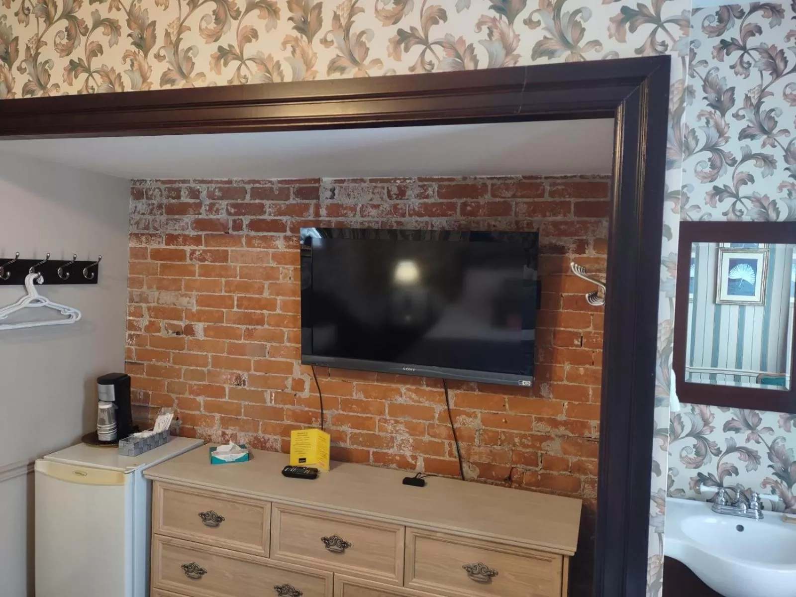 TV and multimedia in The King George Inn