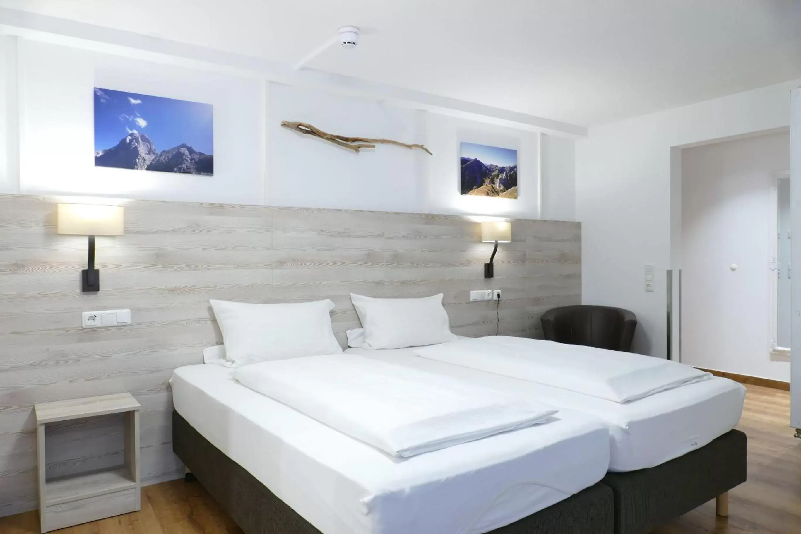 Superior Double Room in Altstadt-Hotel Zum Hechten Superior Double Room in Altstadt-Hotel Zum Hechten