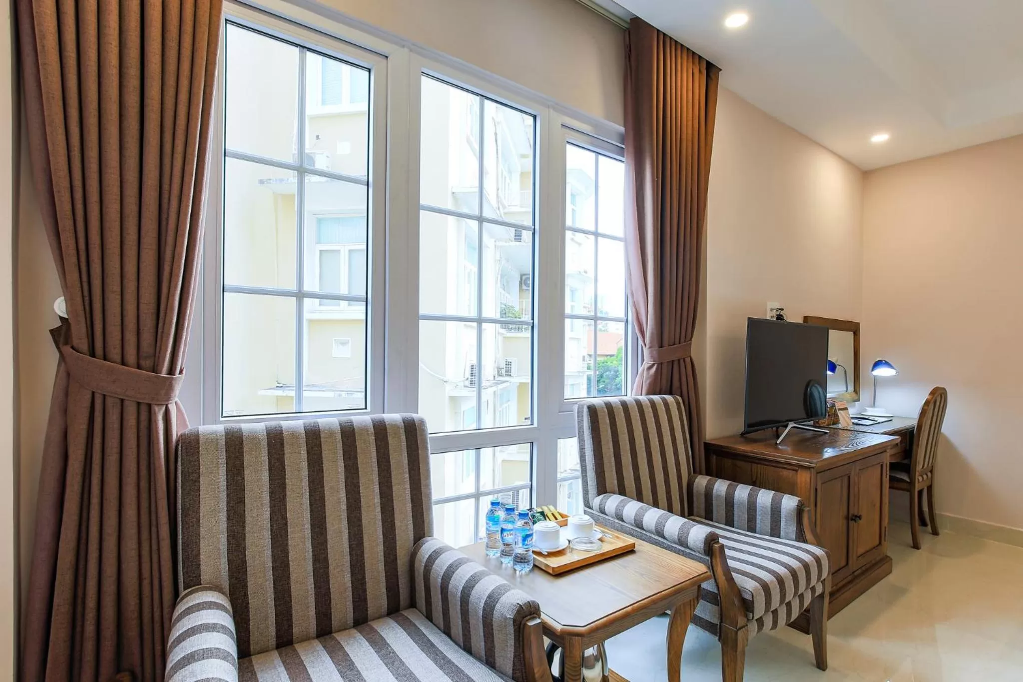 Seating area in Hoang Lan Hotel