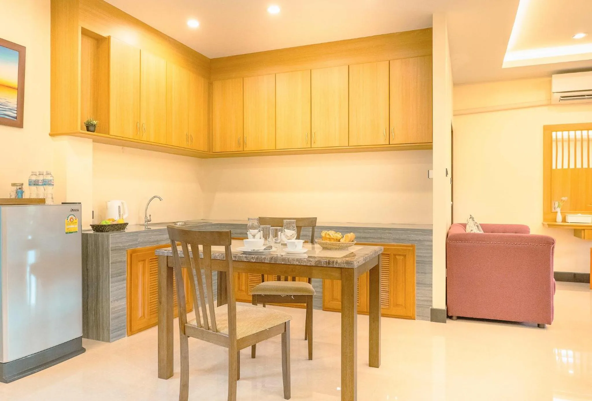 Kitchen or kitchenette in AU Place Hotel