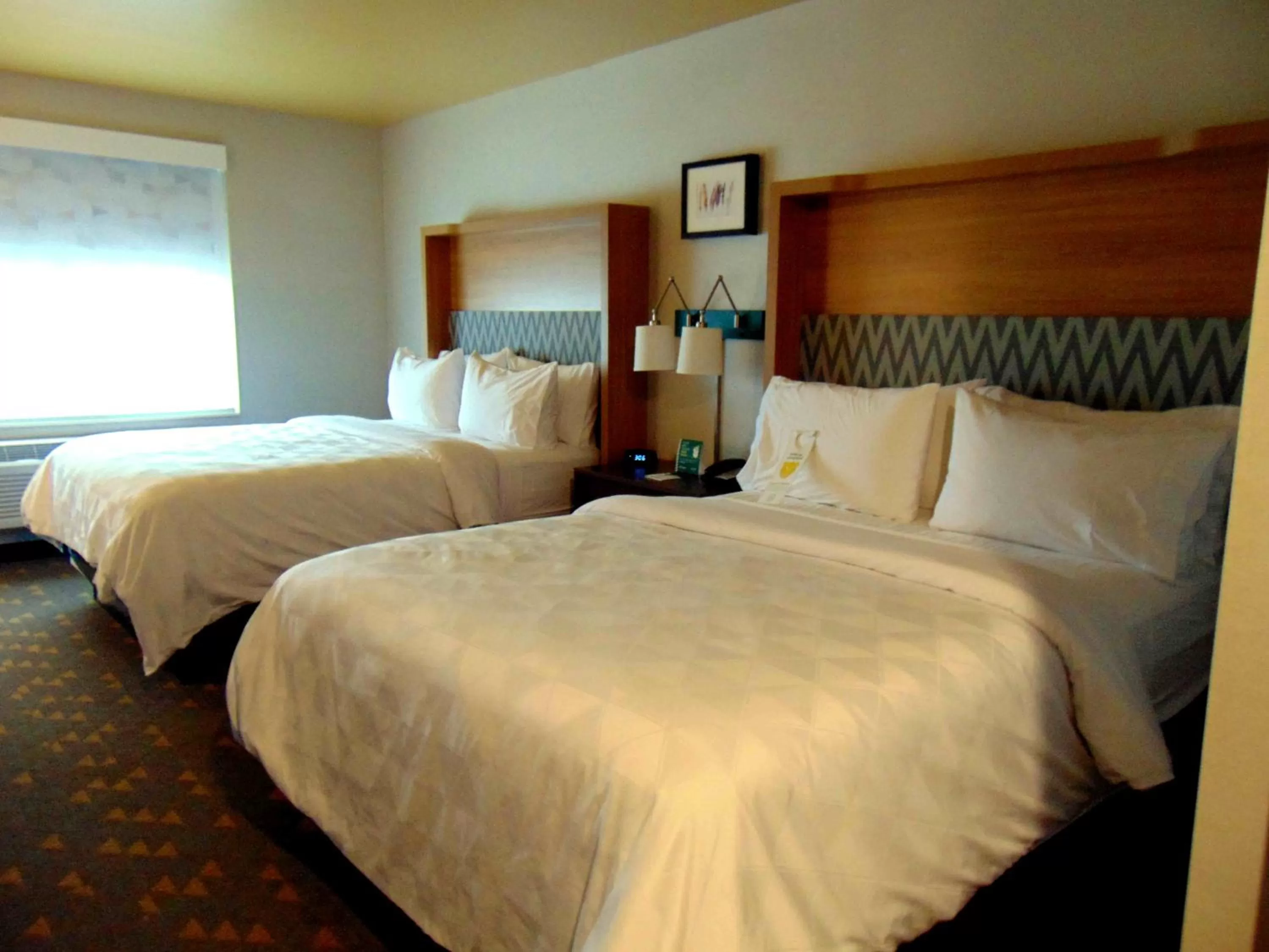 Bedroom, Bed in Holiday Inn - Jonesboro by IHG