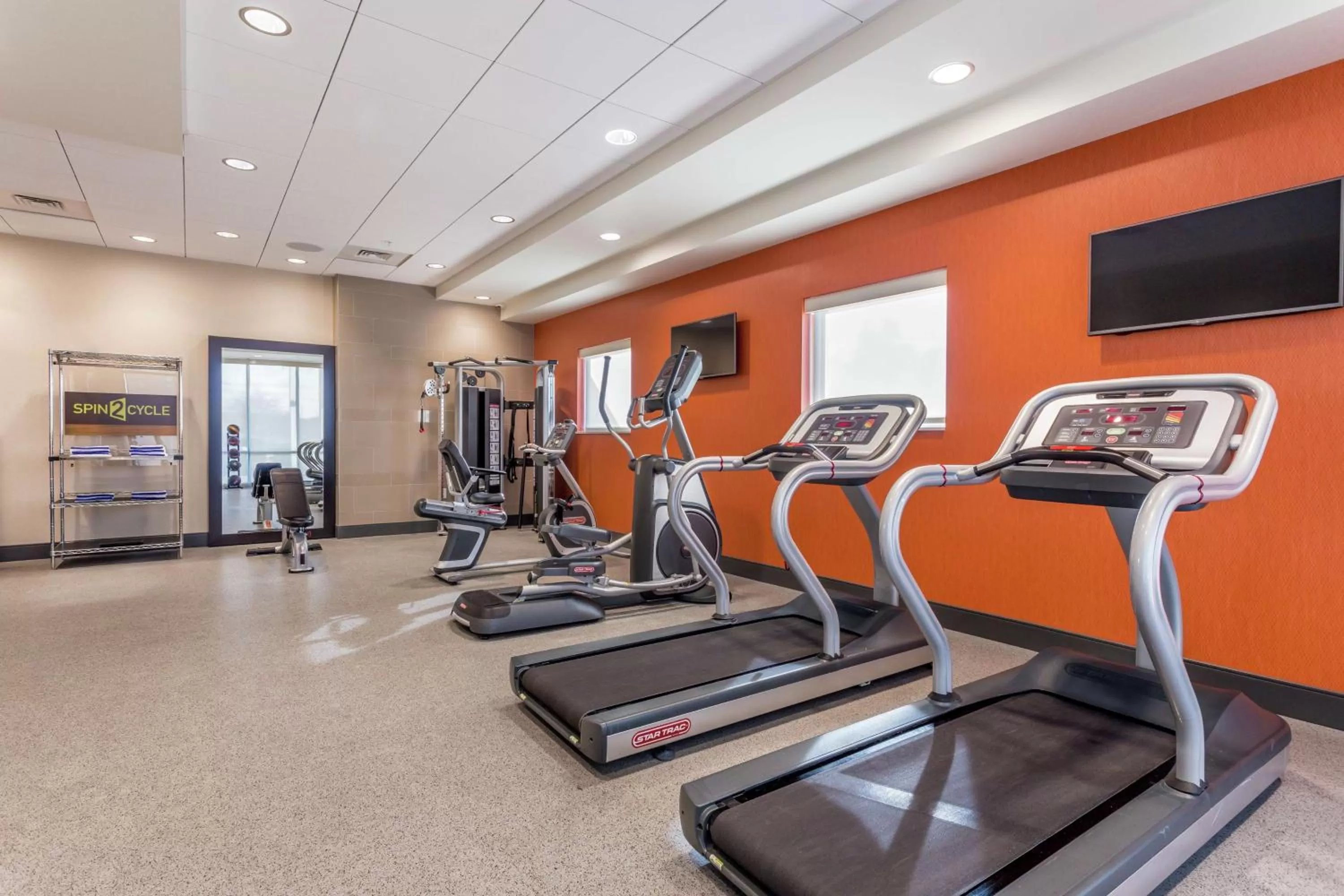 Fitness centre/facilities in Home2 Suites by Hilton Albany Airport/Wolf Rd