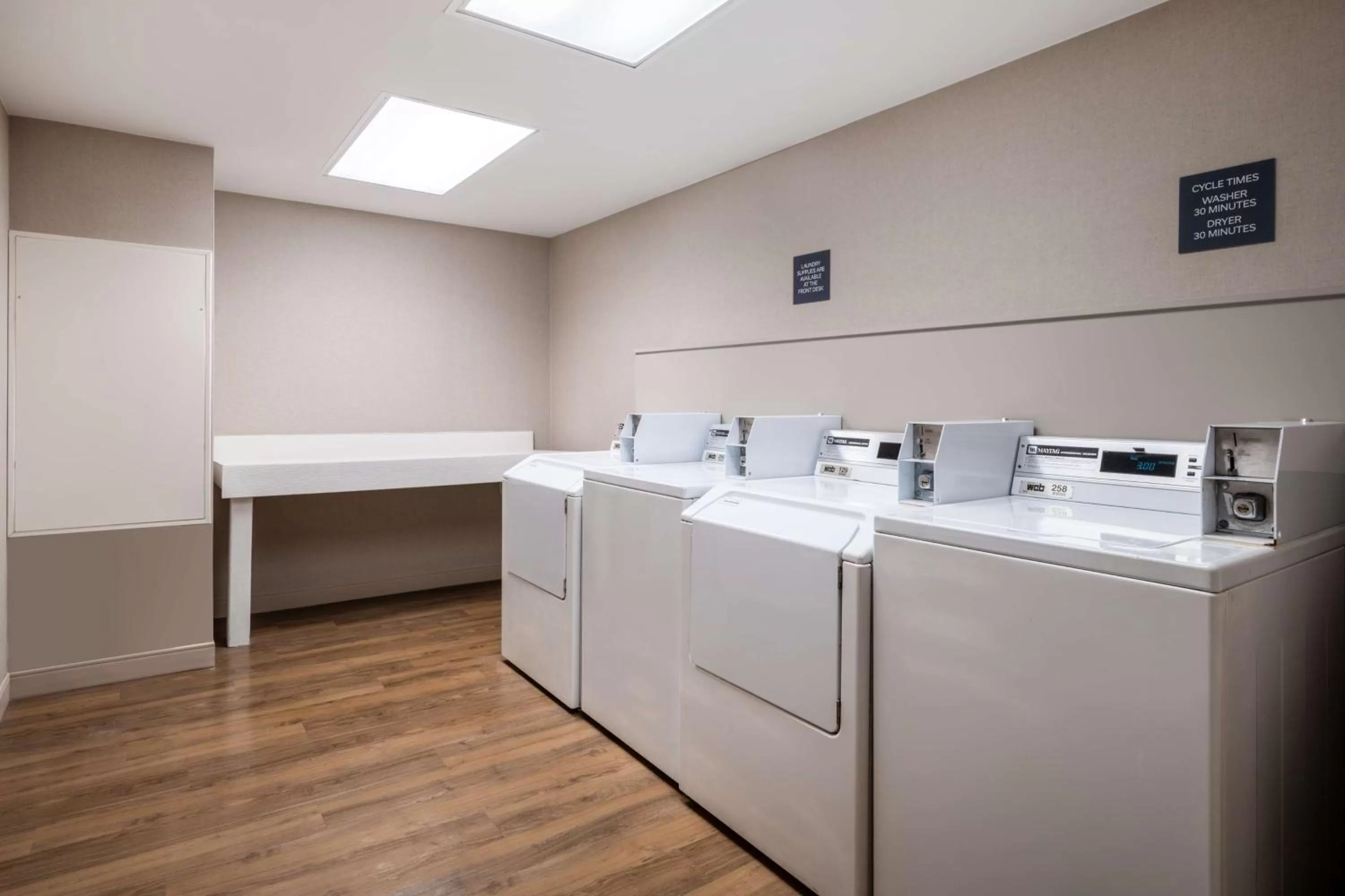 laundry in Hilton Garden Inn Jacksonville Ponte Vedra Sawgrass