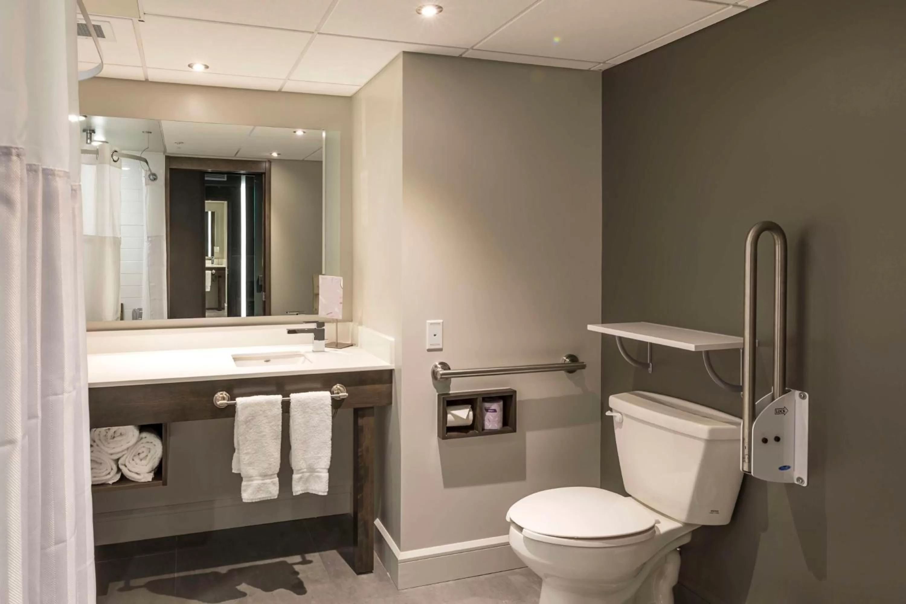 Hôtel & Suites Normandin Lévis