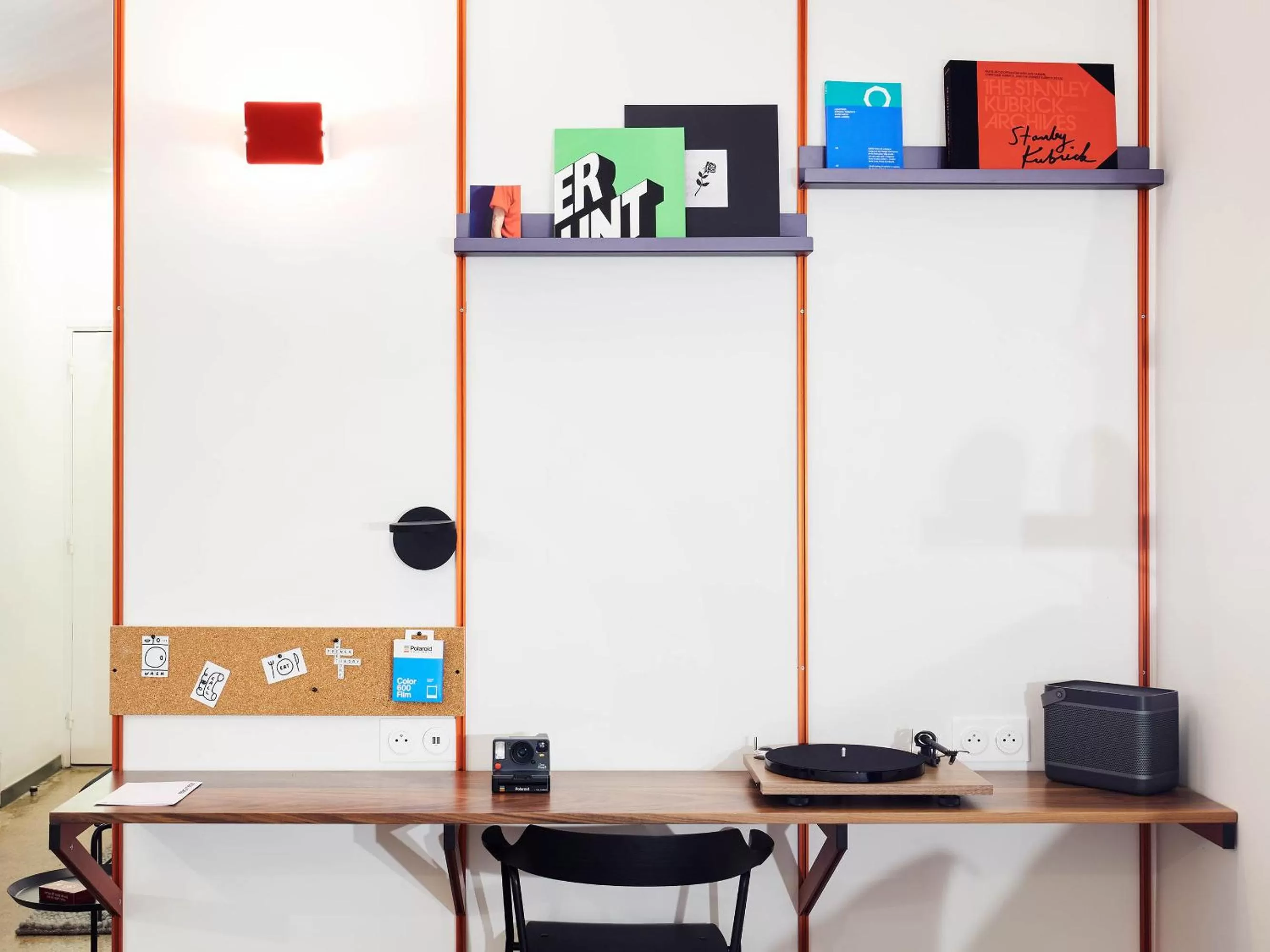 Bedroom in French Theory