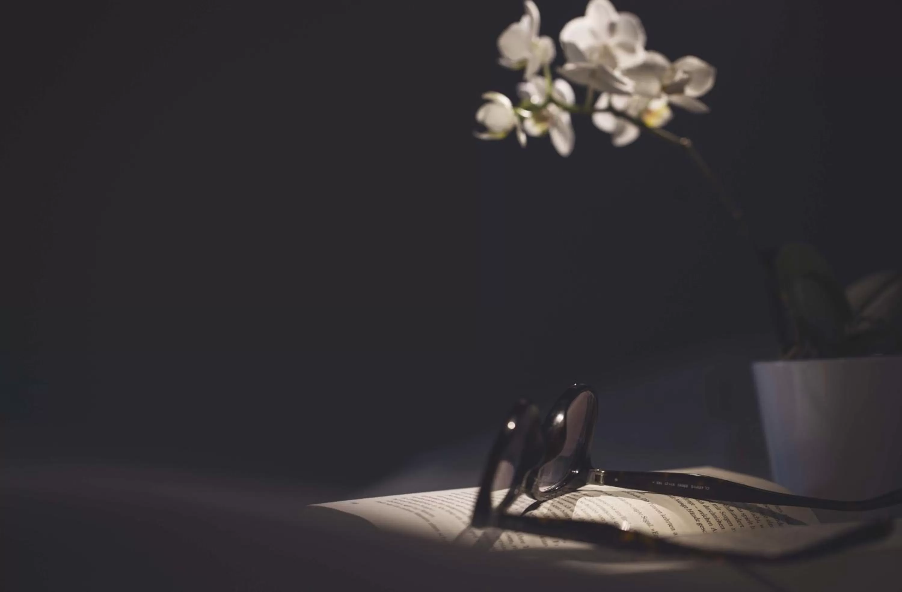 Decorative detail in Liodoro Catania B&B