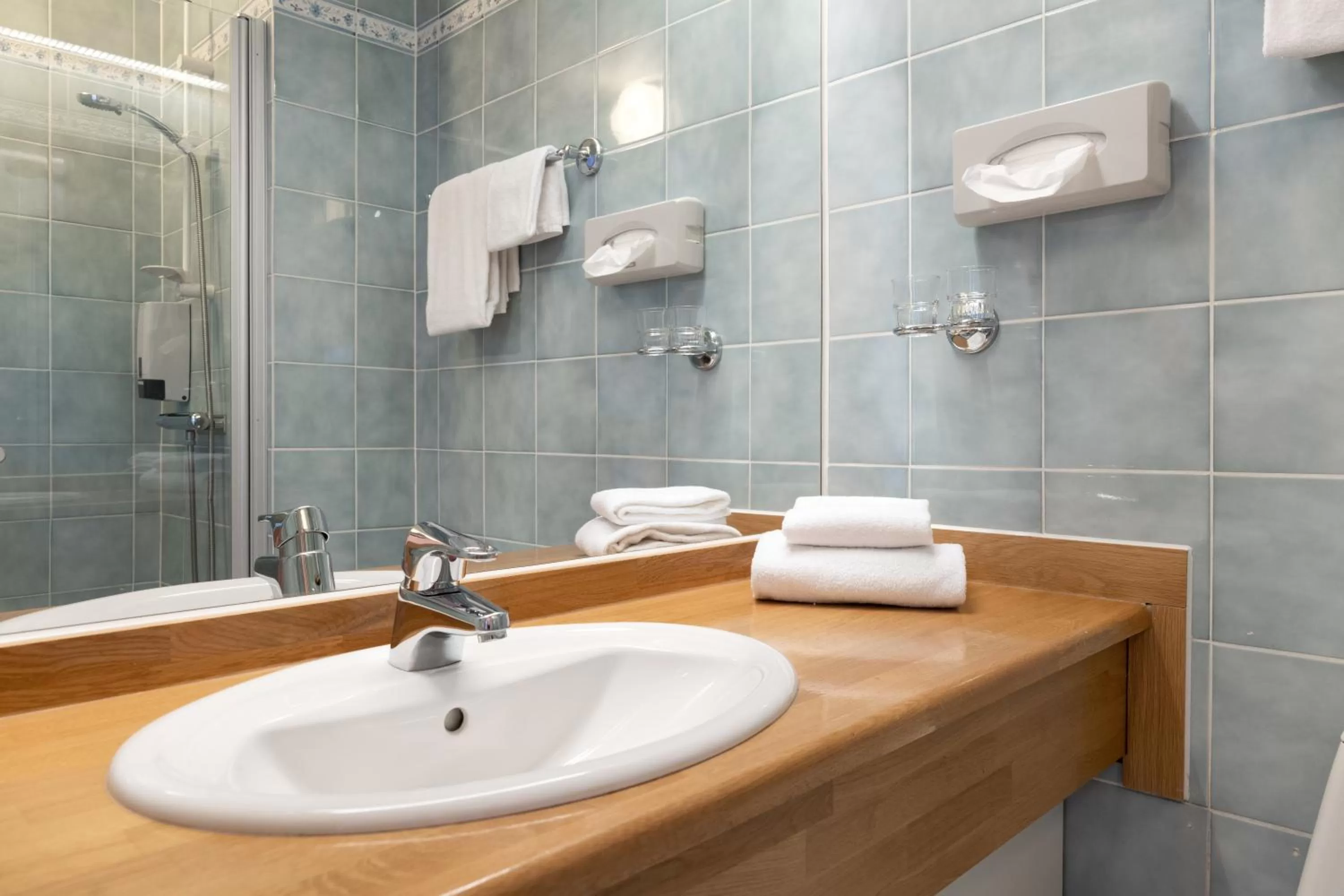 Bathroom in Elite City Hotel, Örebro