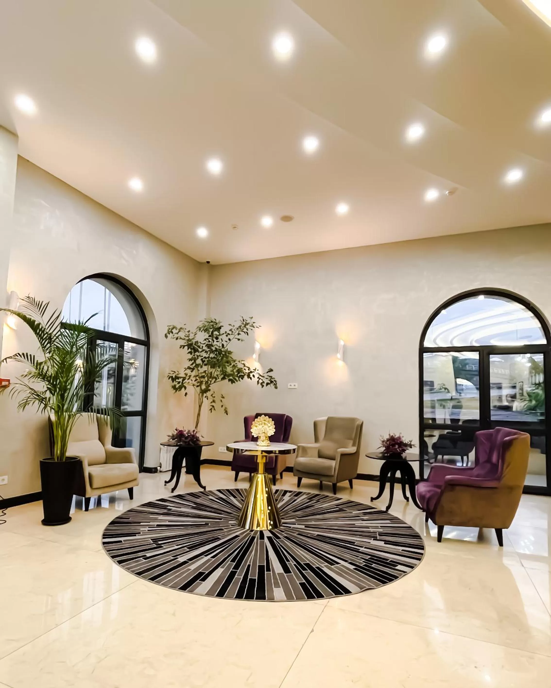 Living room in East Palace Hotel