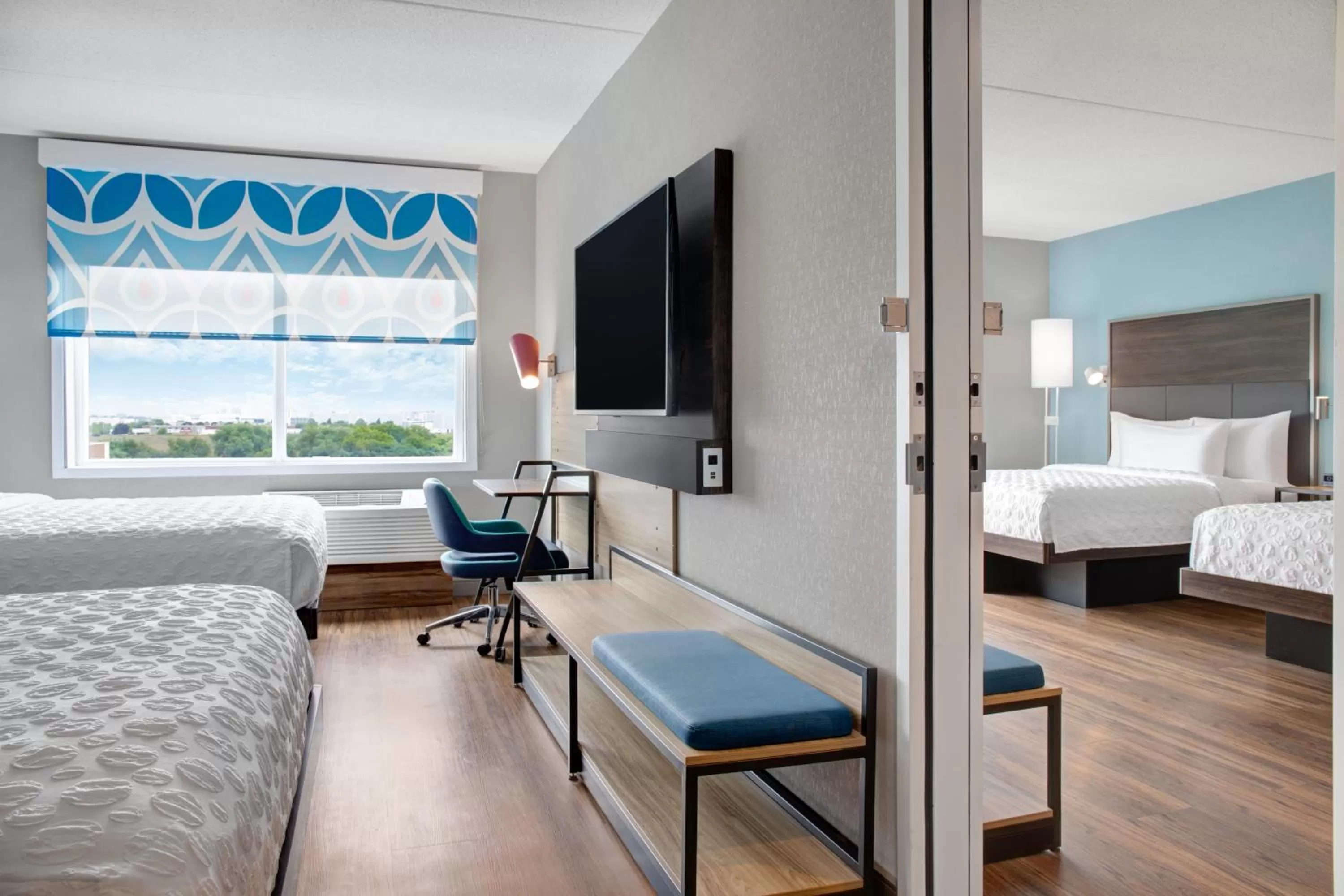 Bed in Tru By Hilton Toronto Airport West