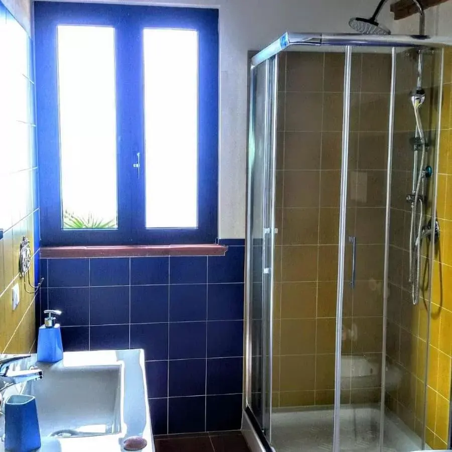 Quadruple Room with Sea View in B&B Le Anthos Quadruple Room with Sea View in B&B Le Anthos