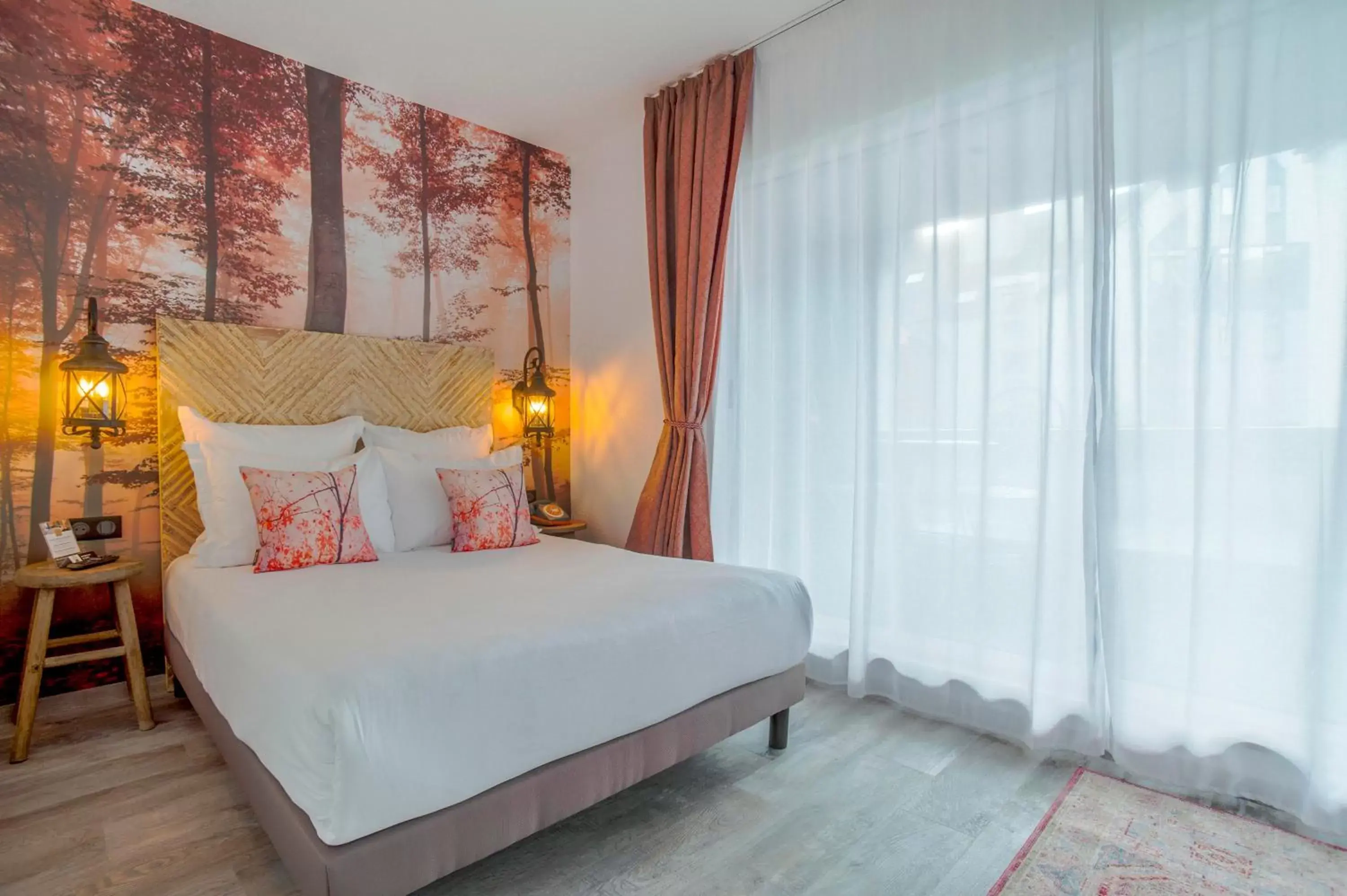 Deluxe Single Room with Balcony in La Maison Hôtel Mulhouse Centre Deluxe Single Room with Balcony in La Maison Hôtel Mulhouse Centre