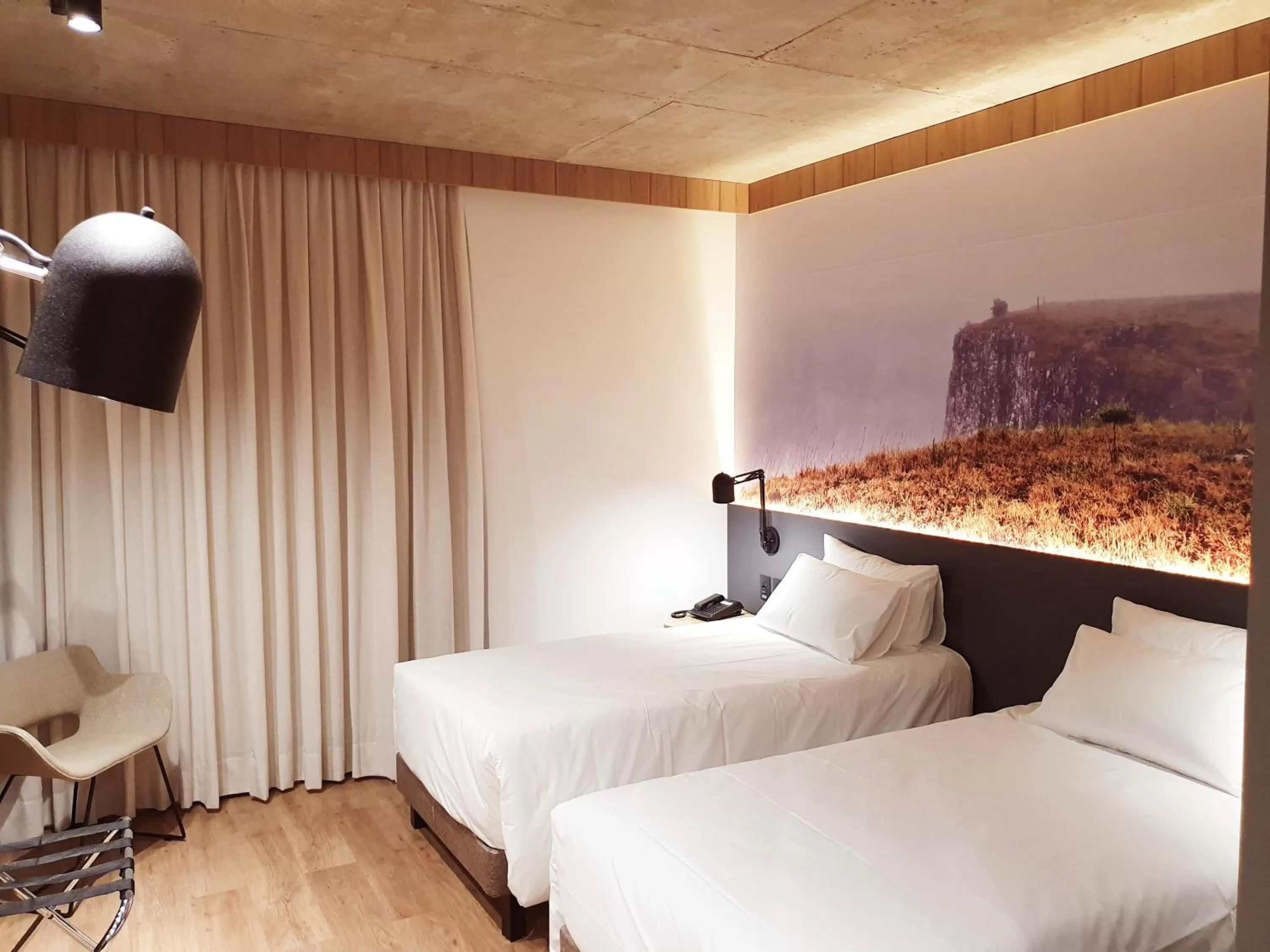 Staff, Bed in Novotel Criciuma