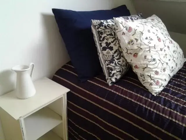 Small Twin Room in Kervaillant Small Twin Room in Kervaillant